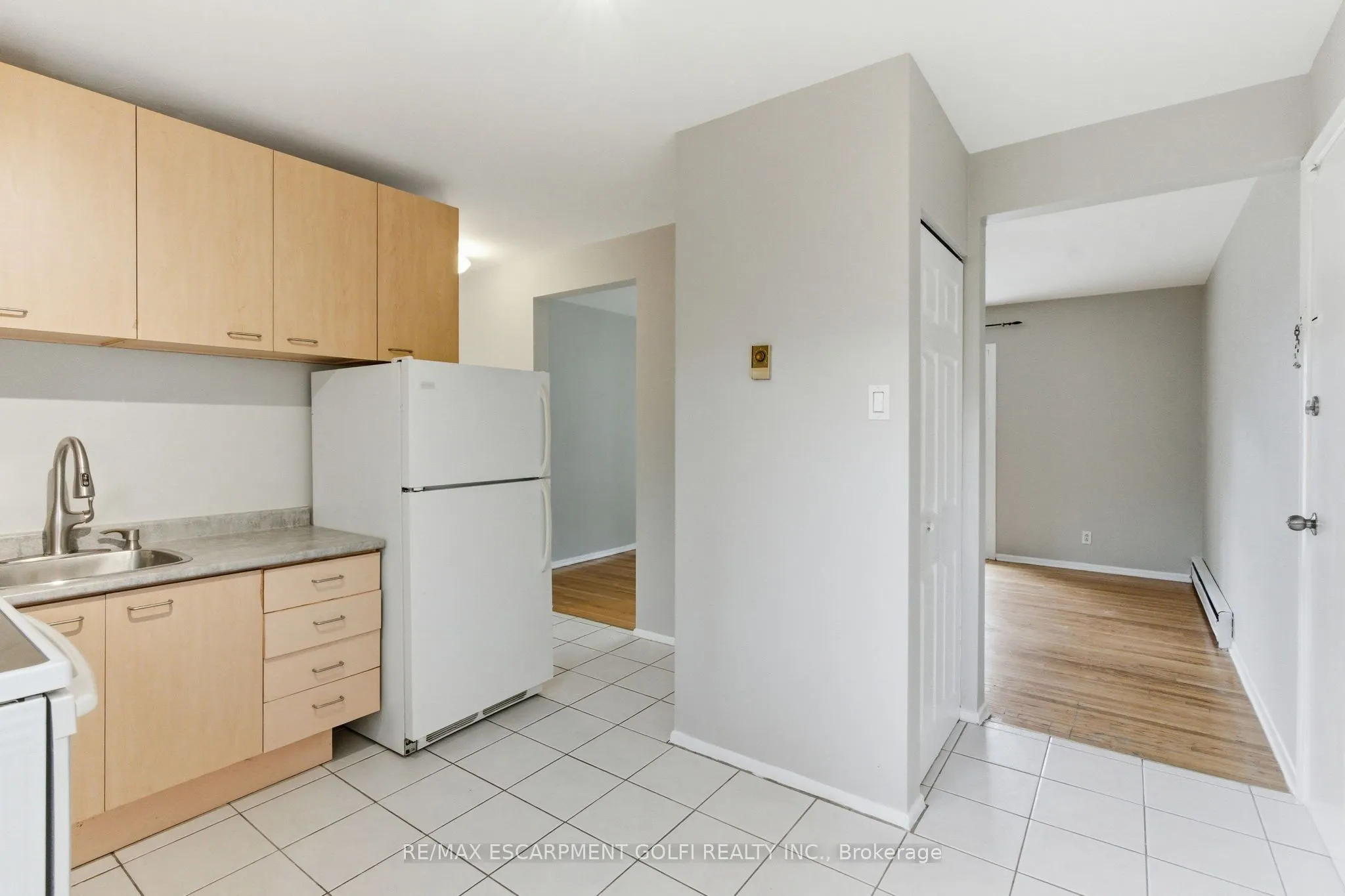 2312 Hixon Street, #2