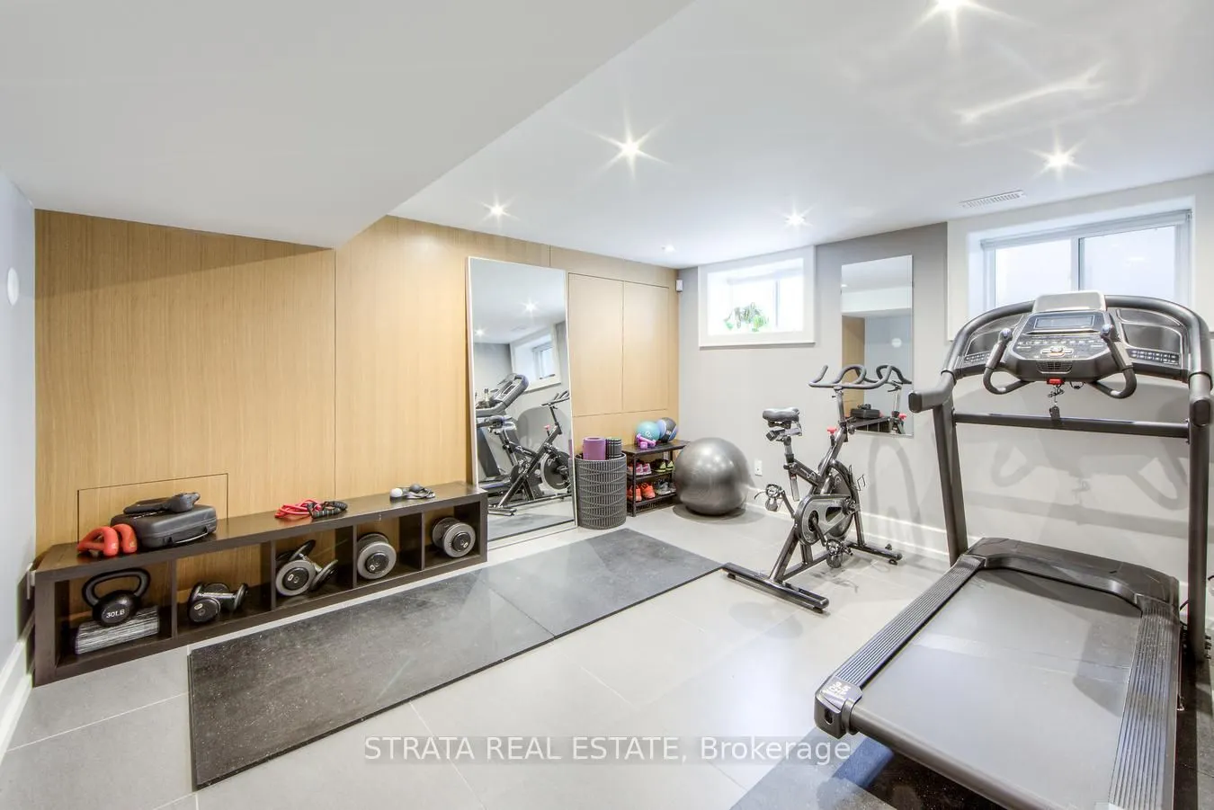 33 Shadwick Drive