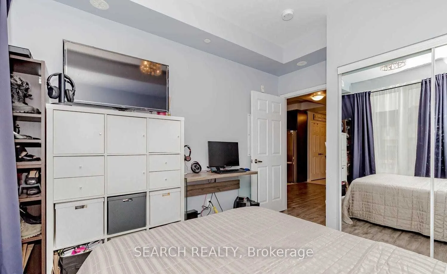 54 Sky Harbour Drive, #201
