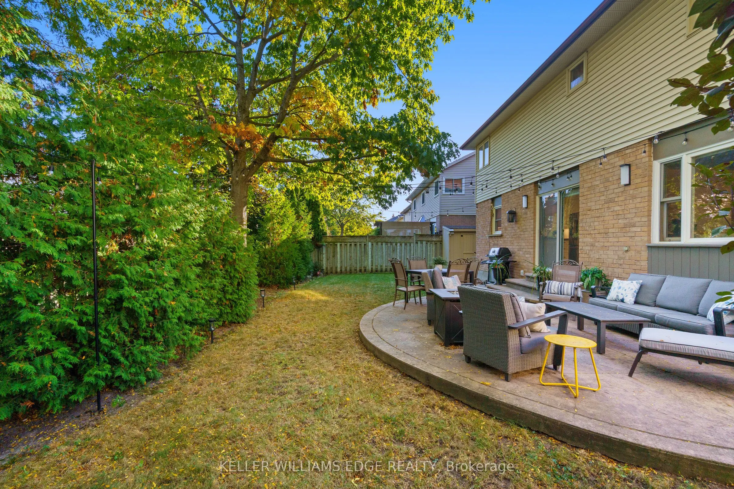 3214 Tania Crescent