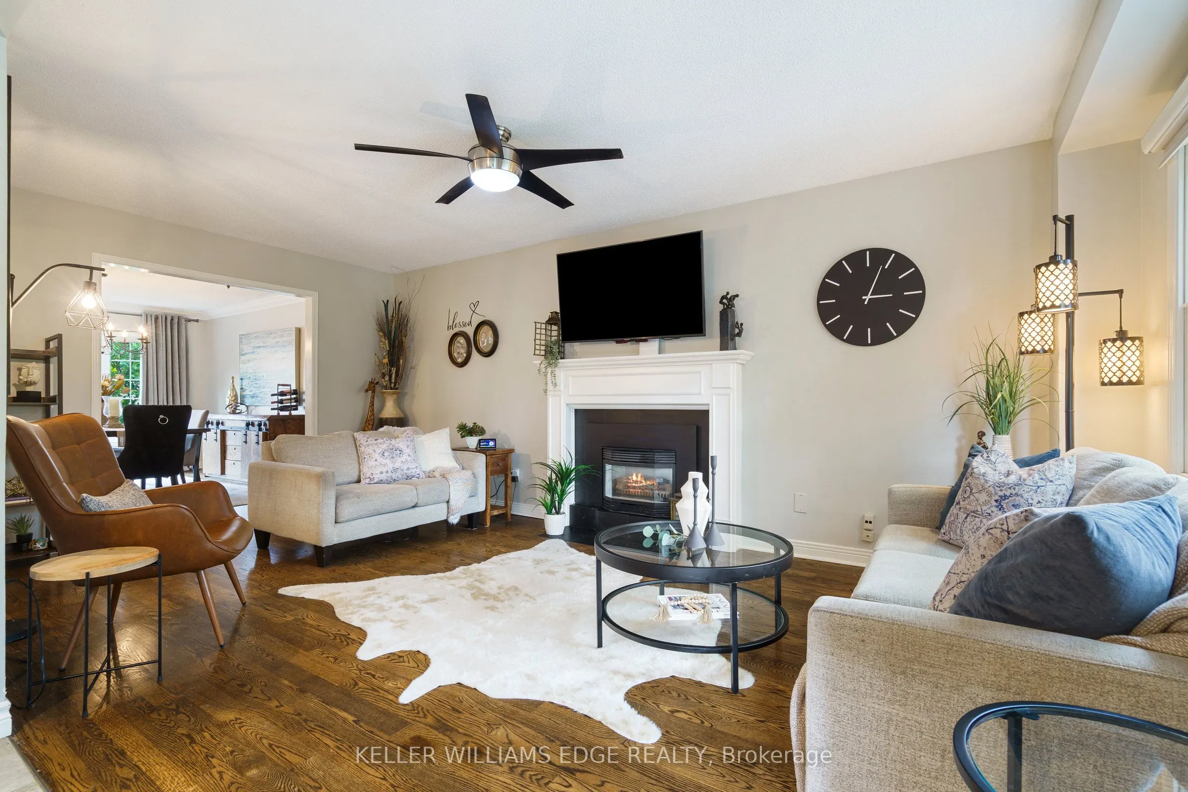 3214 Tania Crescent