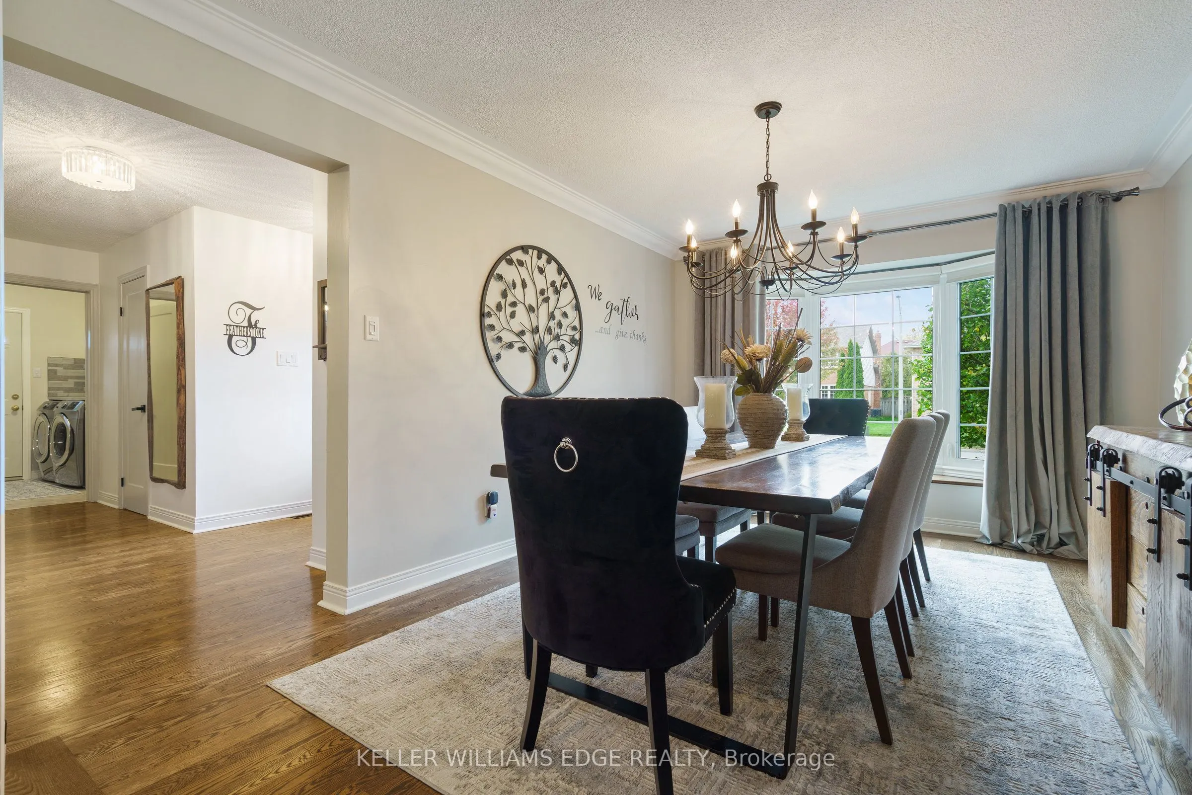 3214 Tania Crescent