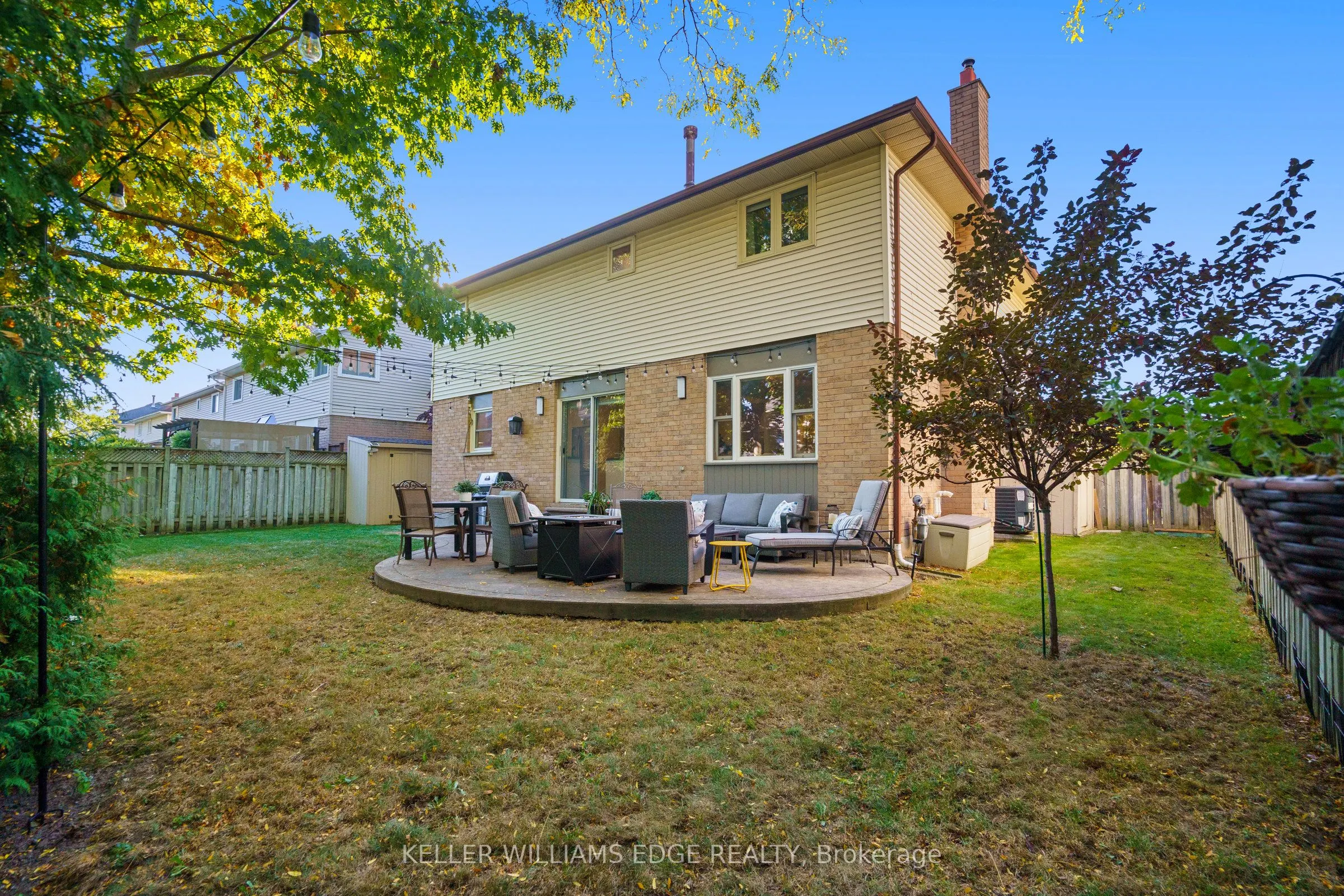 3214 Tania Crescent