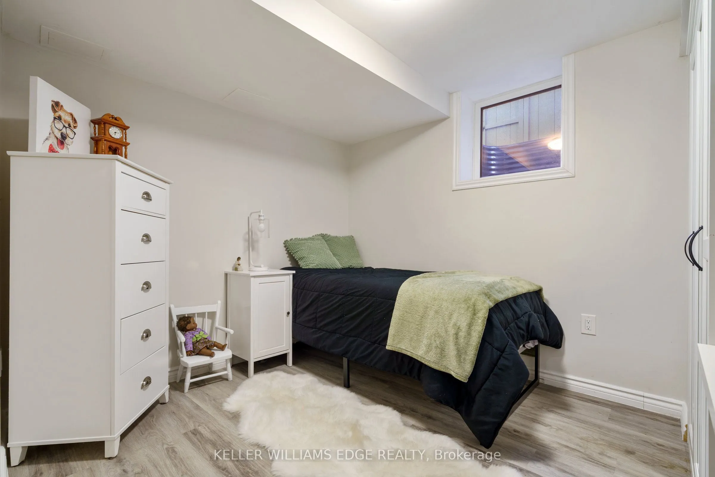3214 Tania Crescent