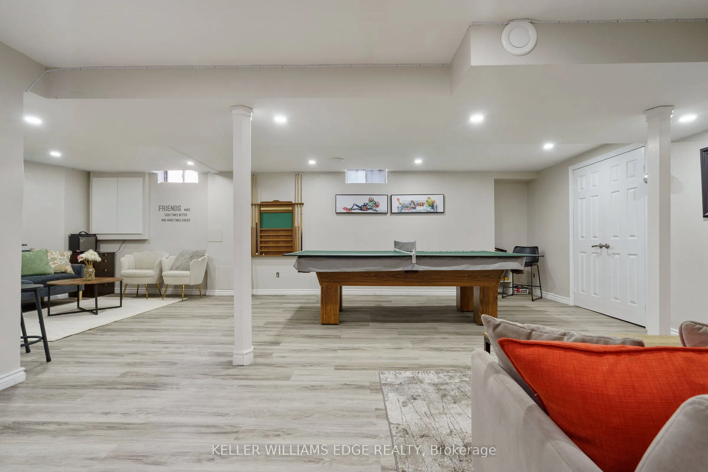 3214 Tania Crescent