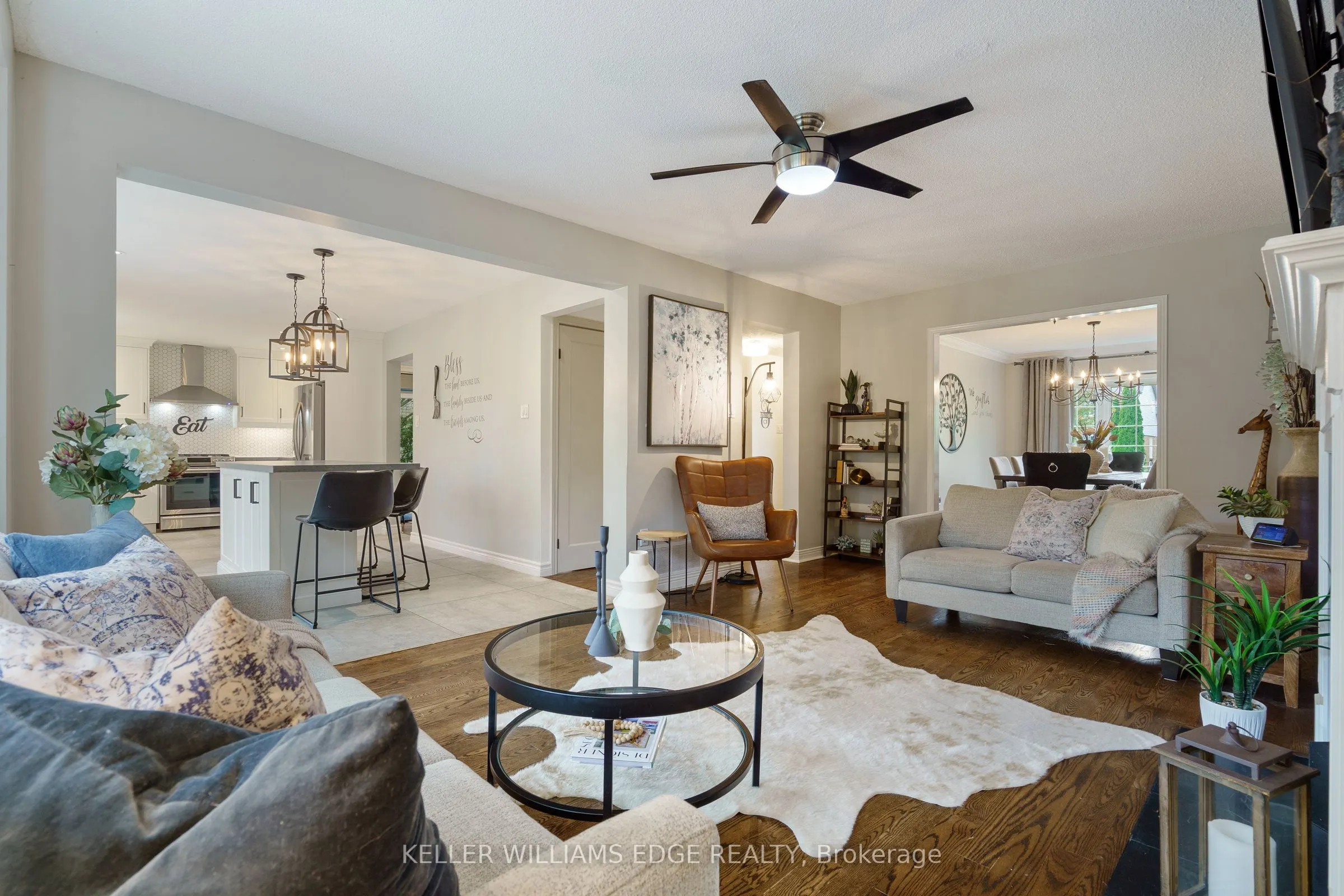 3214 Tania Crescent