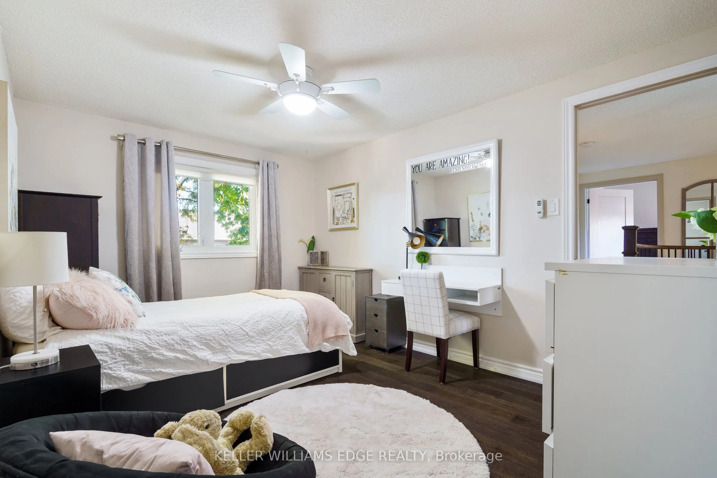3214 Tania Crescent