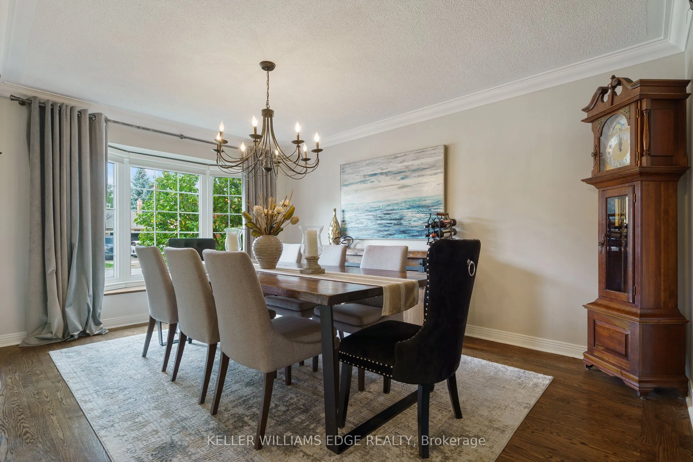 3214 Tania Crescent