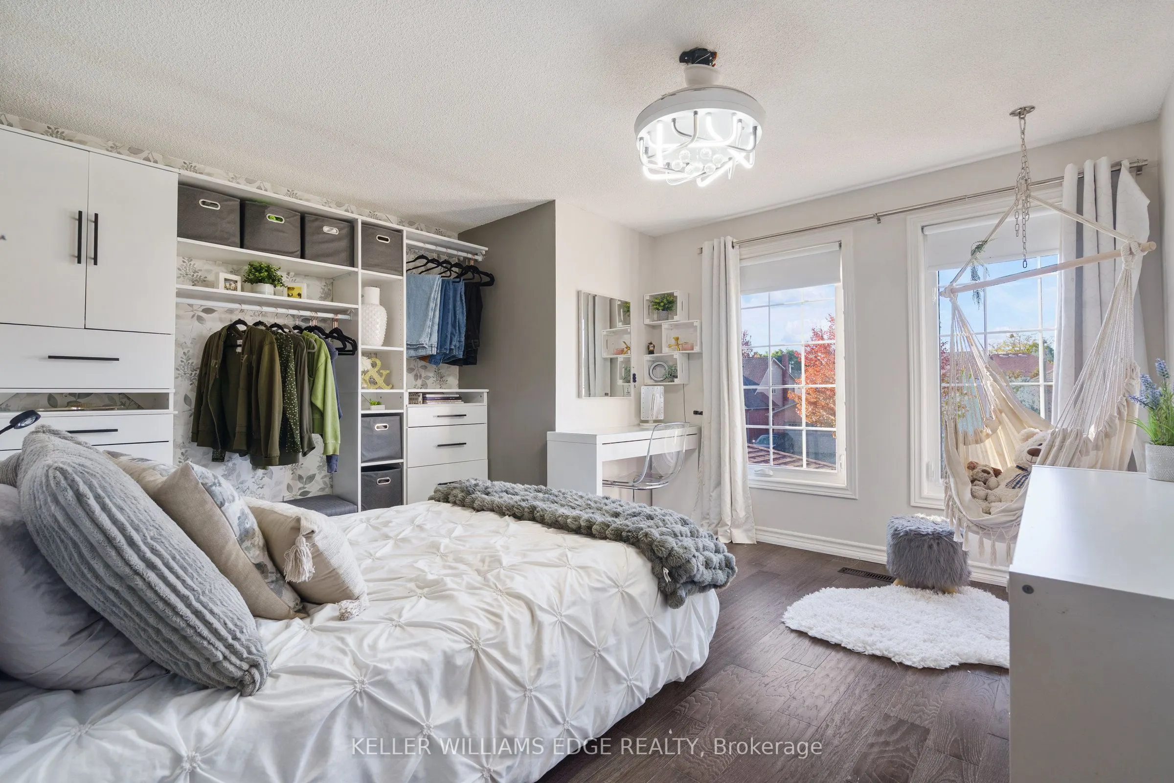 3214 Tania Crescent