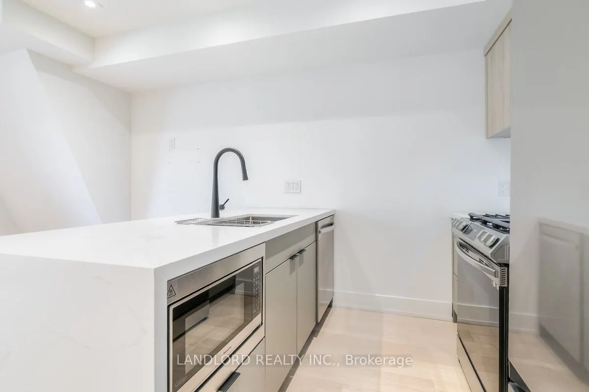 37 Boustead Avenue, #2