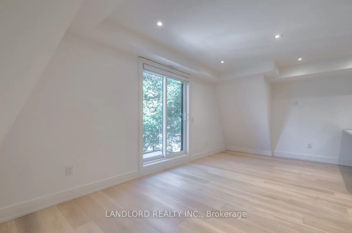 37 Boustead Avenue, #2