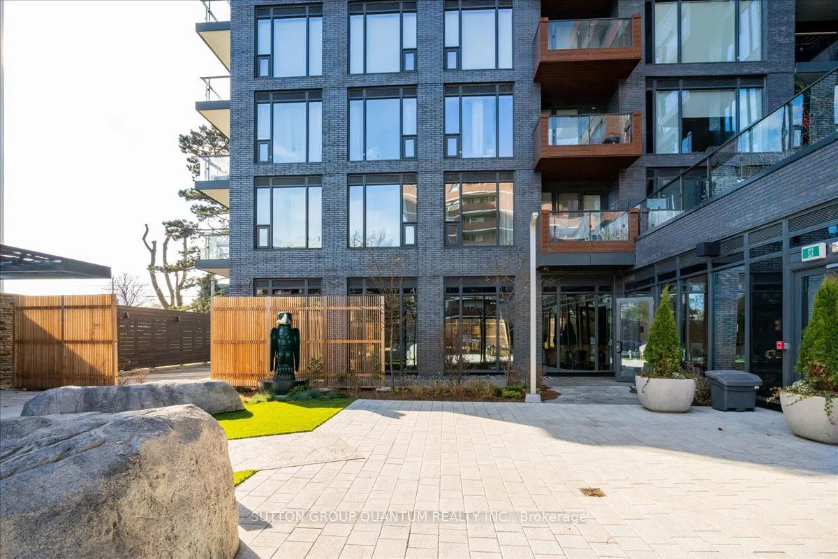 21 Park Street E, #315