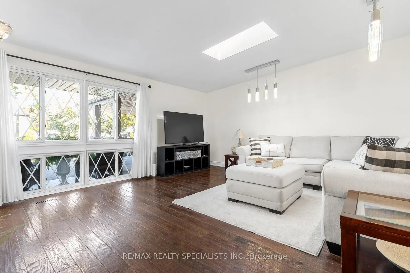 2610 Constable Road