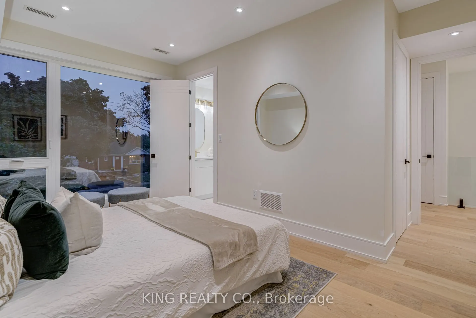 86 Edgecroft Road
