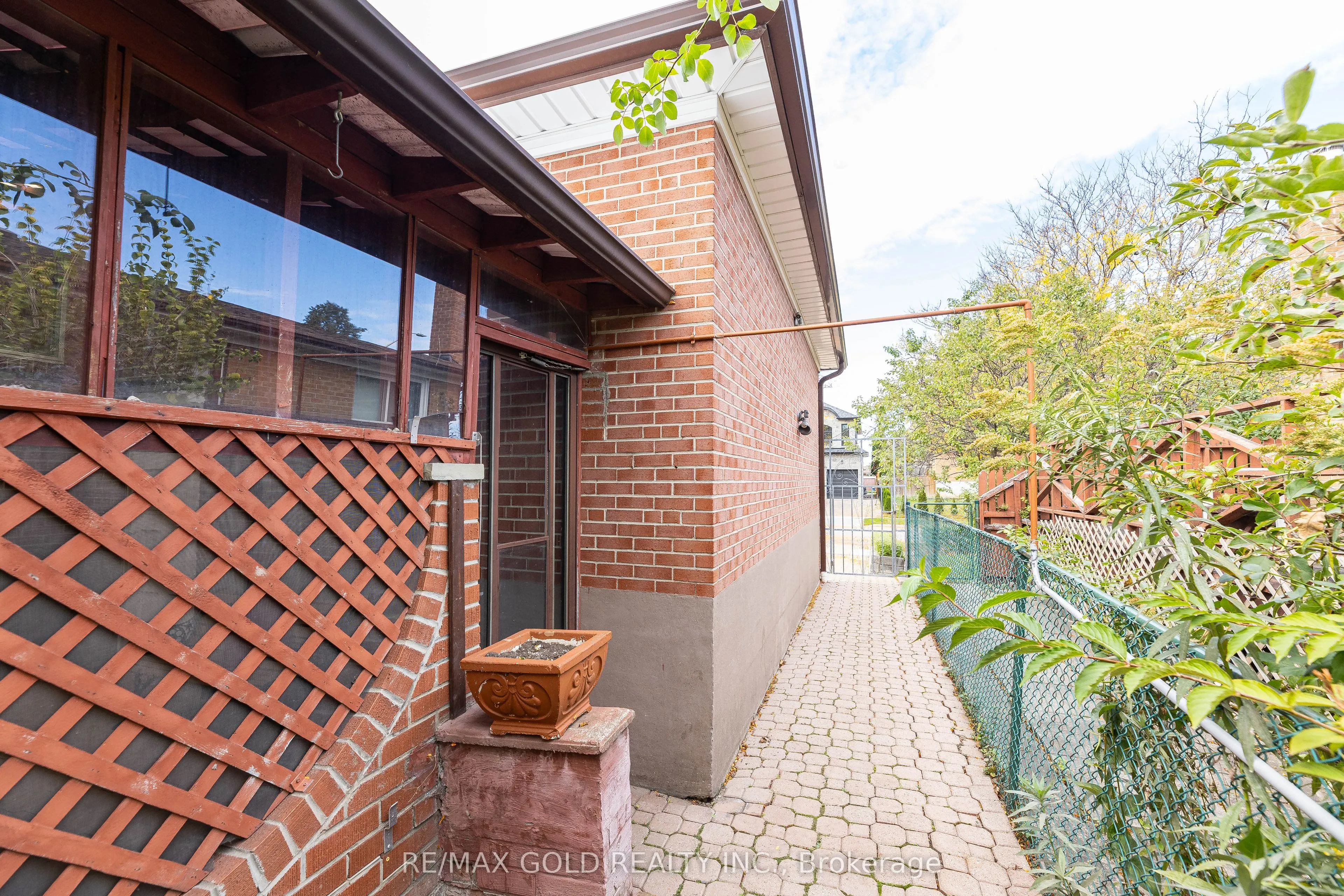 3196 Newbound Court