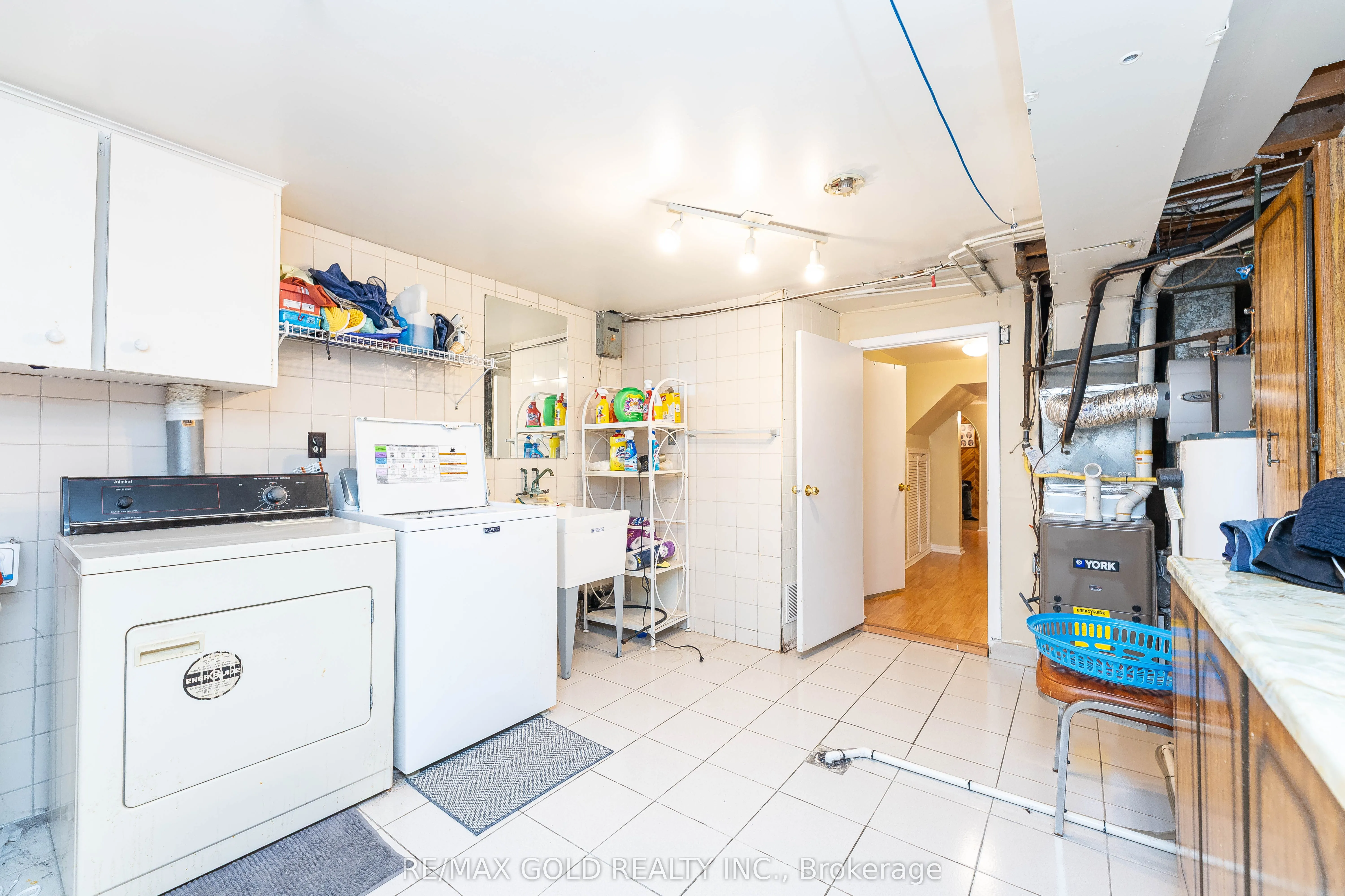 3196 Newbound Court