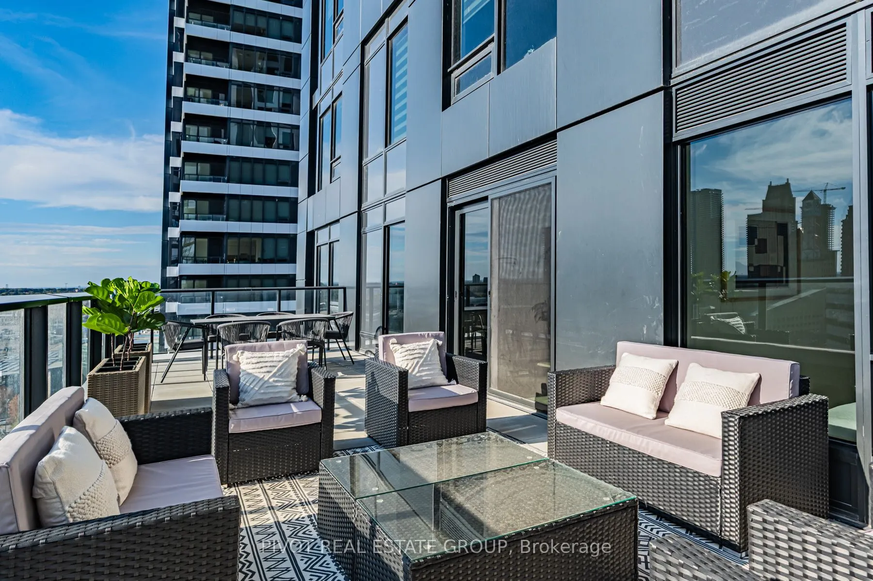 4015 The Exchange, #1307