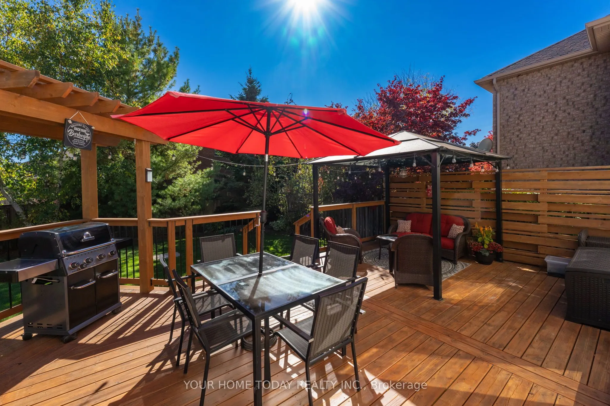91 Mowat Crescent