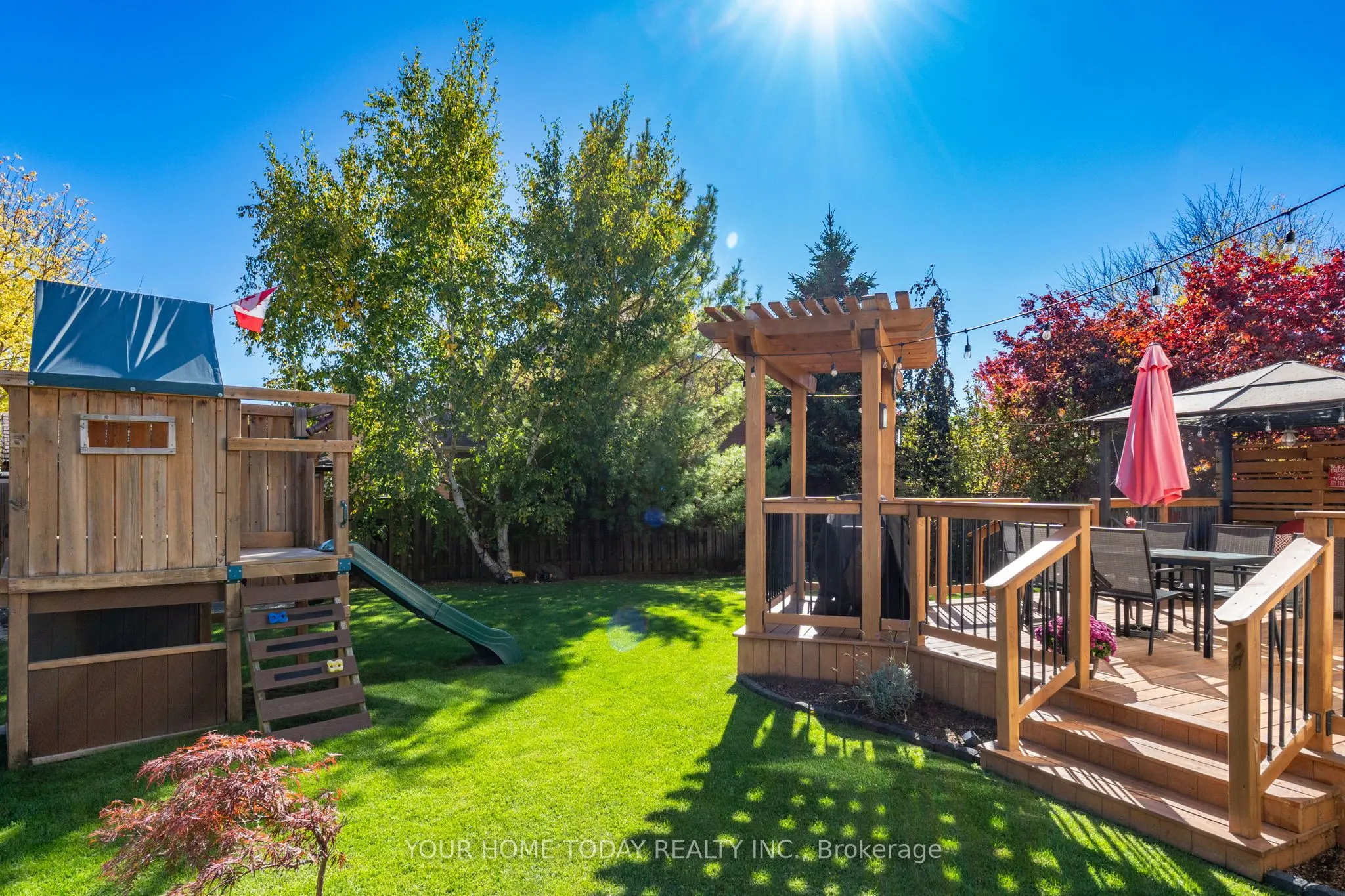 91 Mowat Crescent