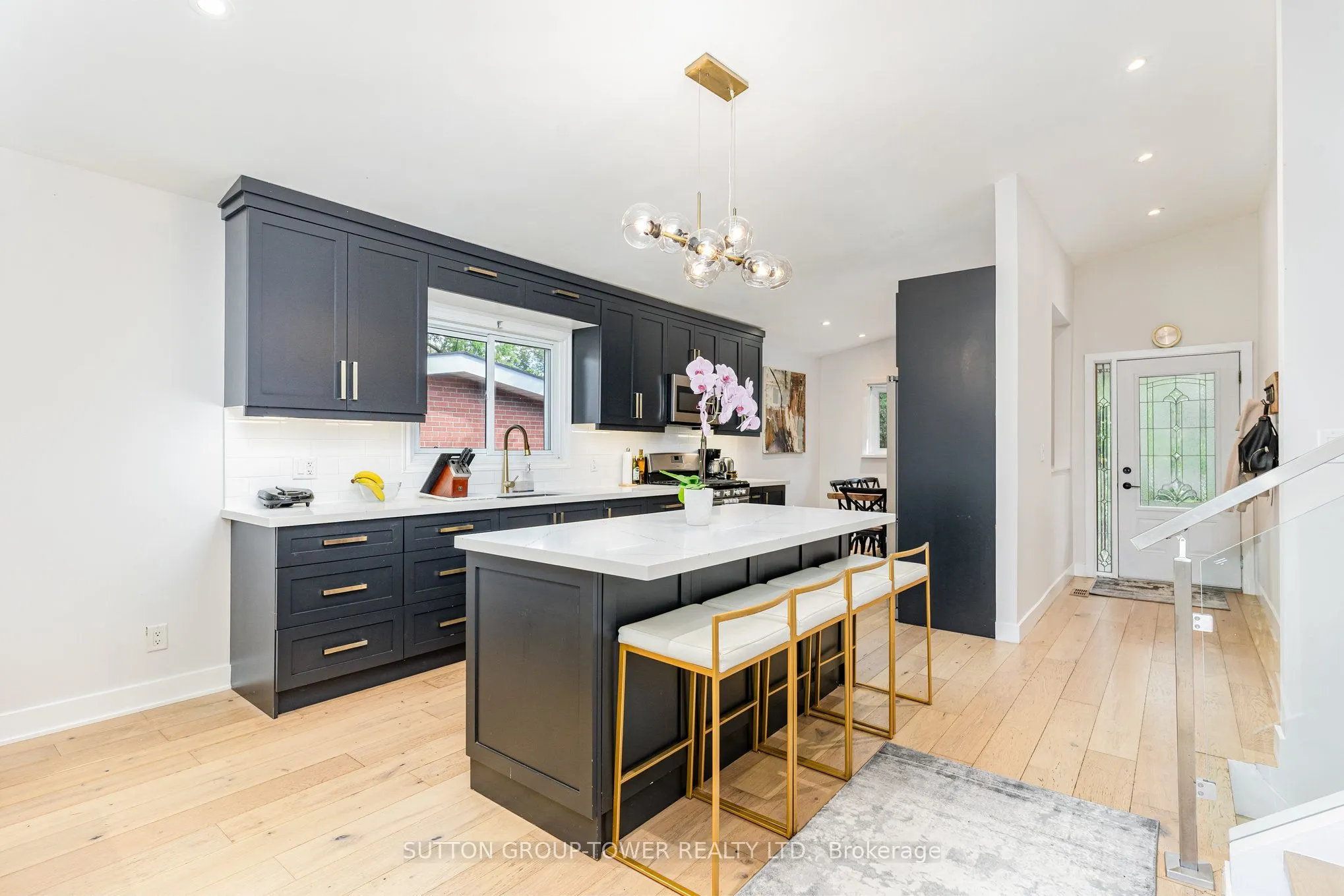 1037 Leilani Drive
