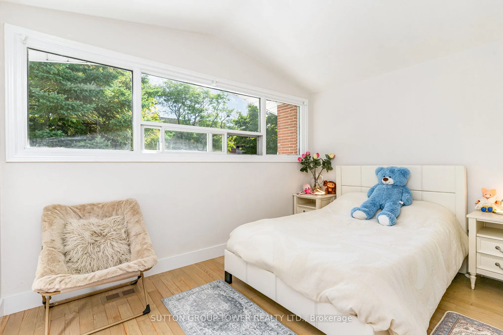 1037 Leilani Drive