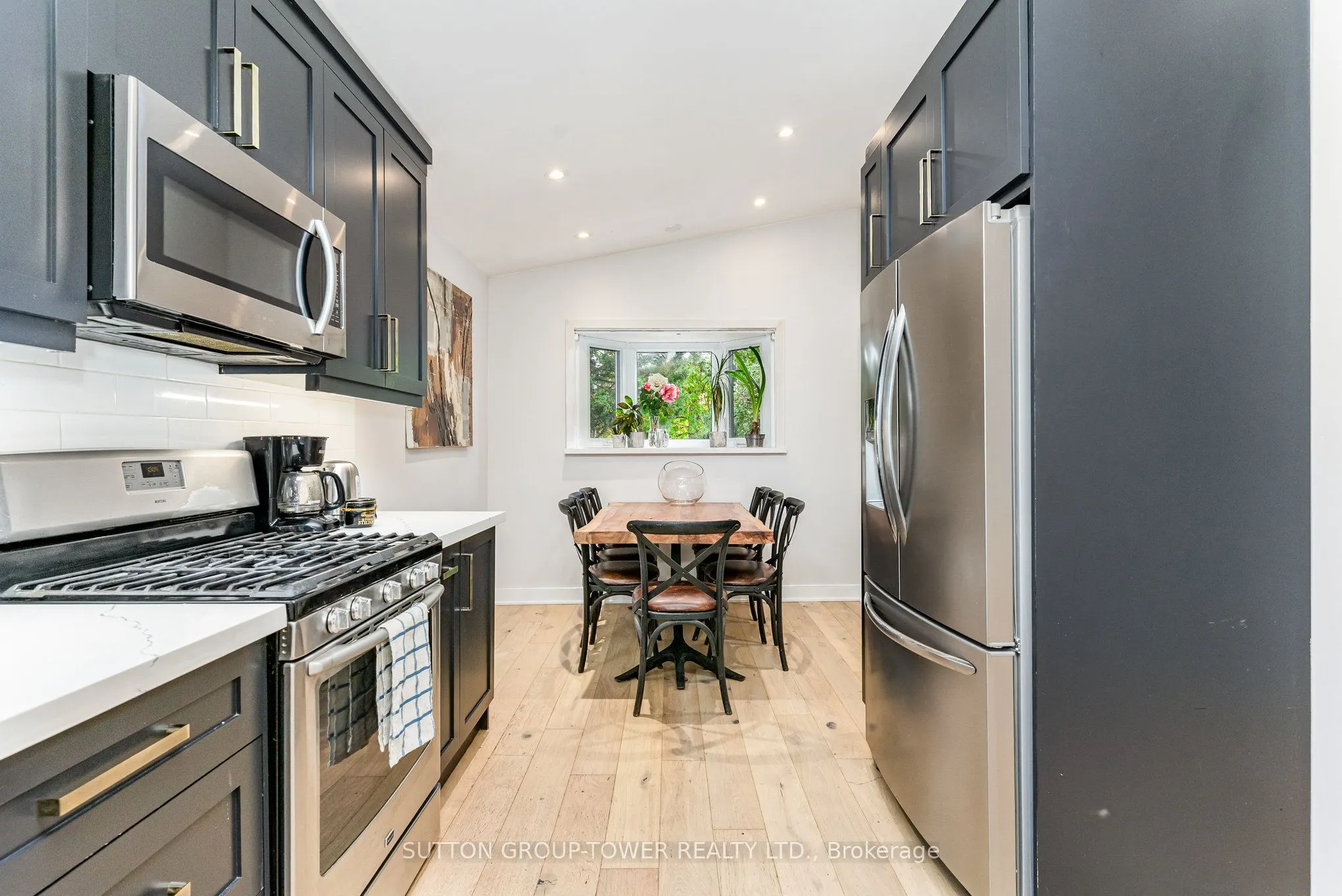 1037 Leilani Drive