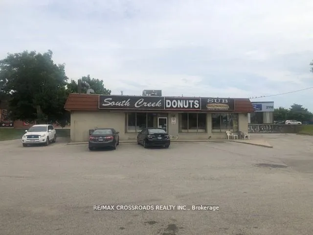2100 Dundas Street E