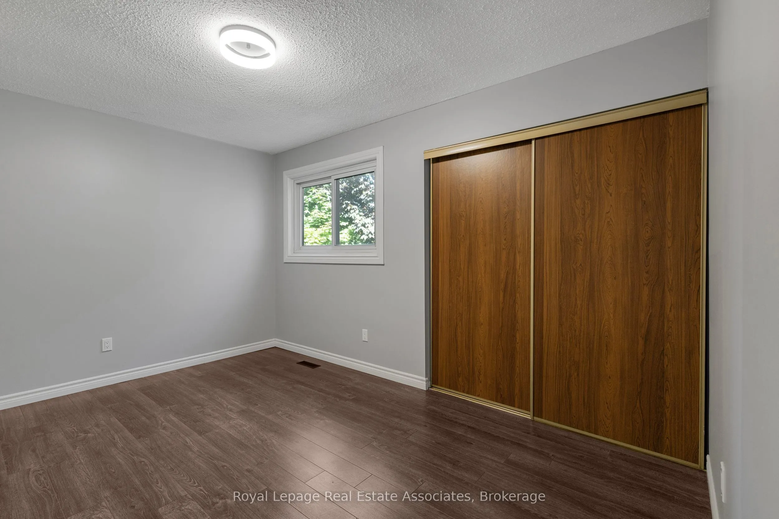 3339 Council Ring Road, #7
