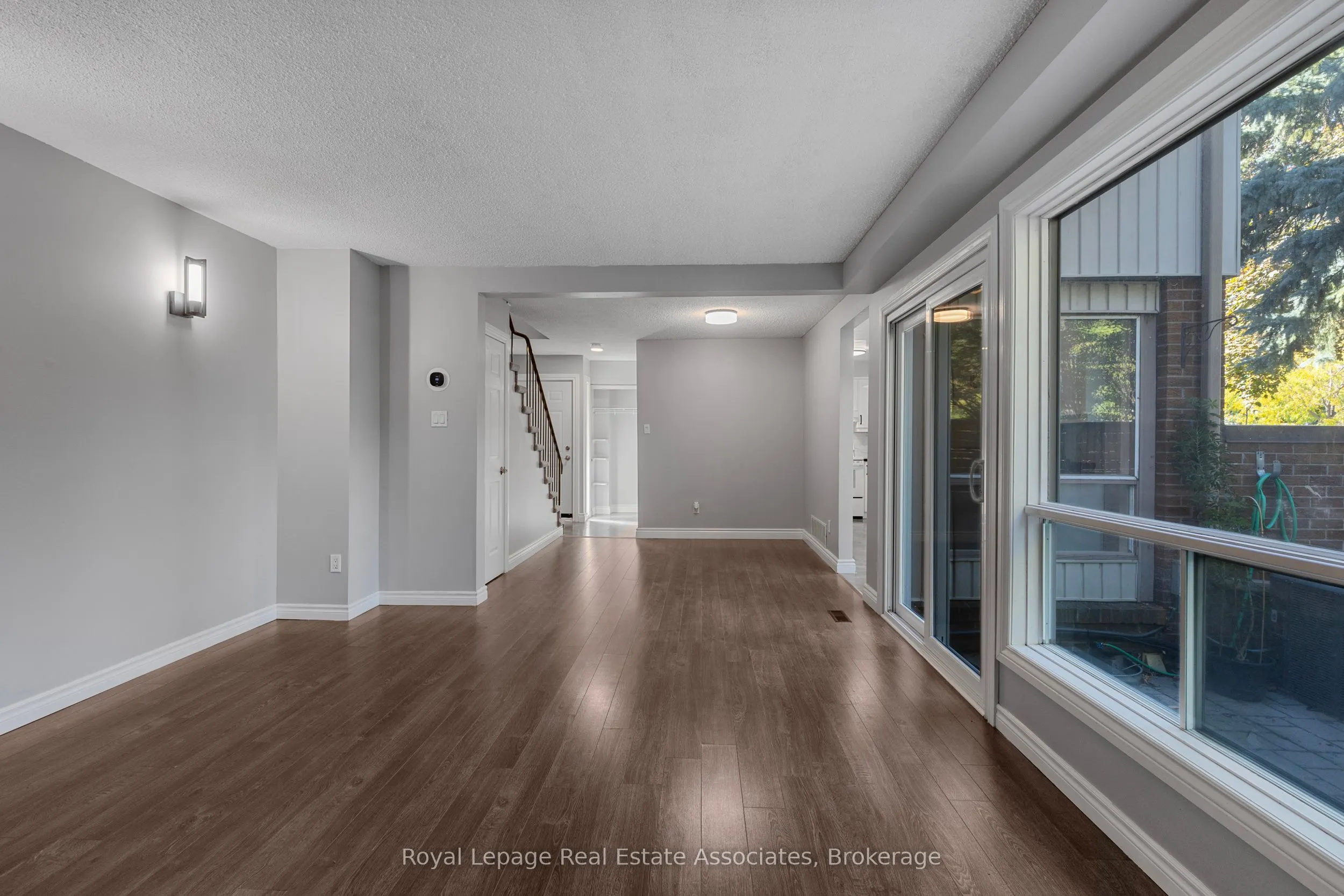 3339 Council Ring Road, #7