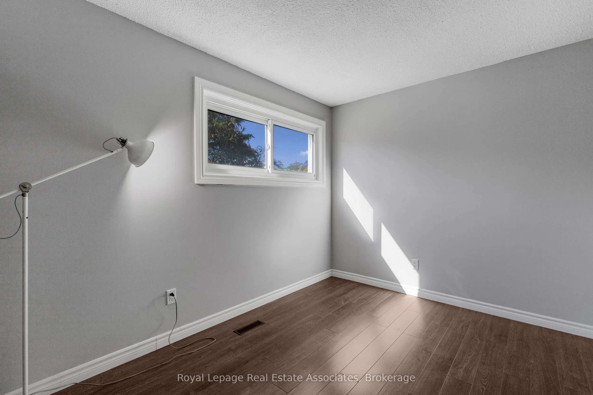 3339 Council Ring Road, #7