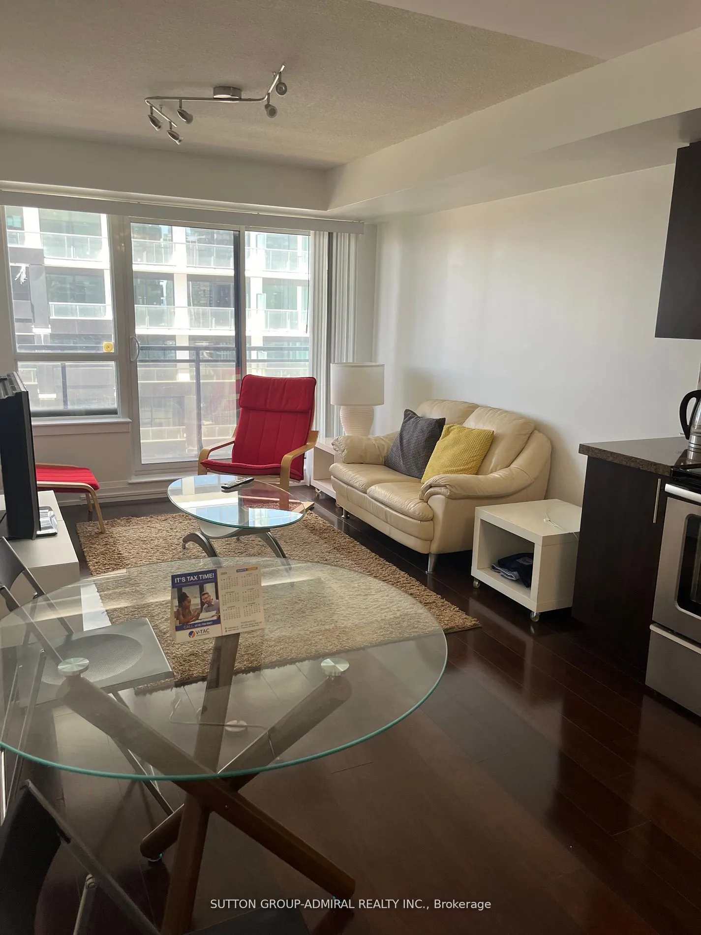 55 De Boers Drive, #712