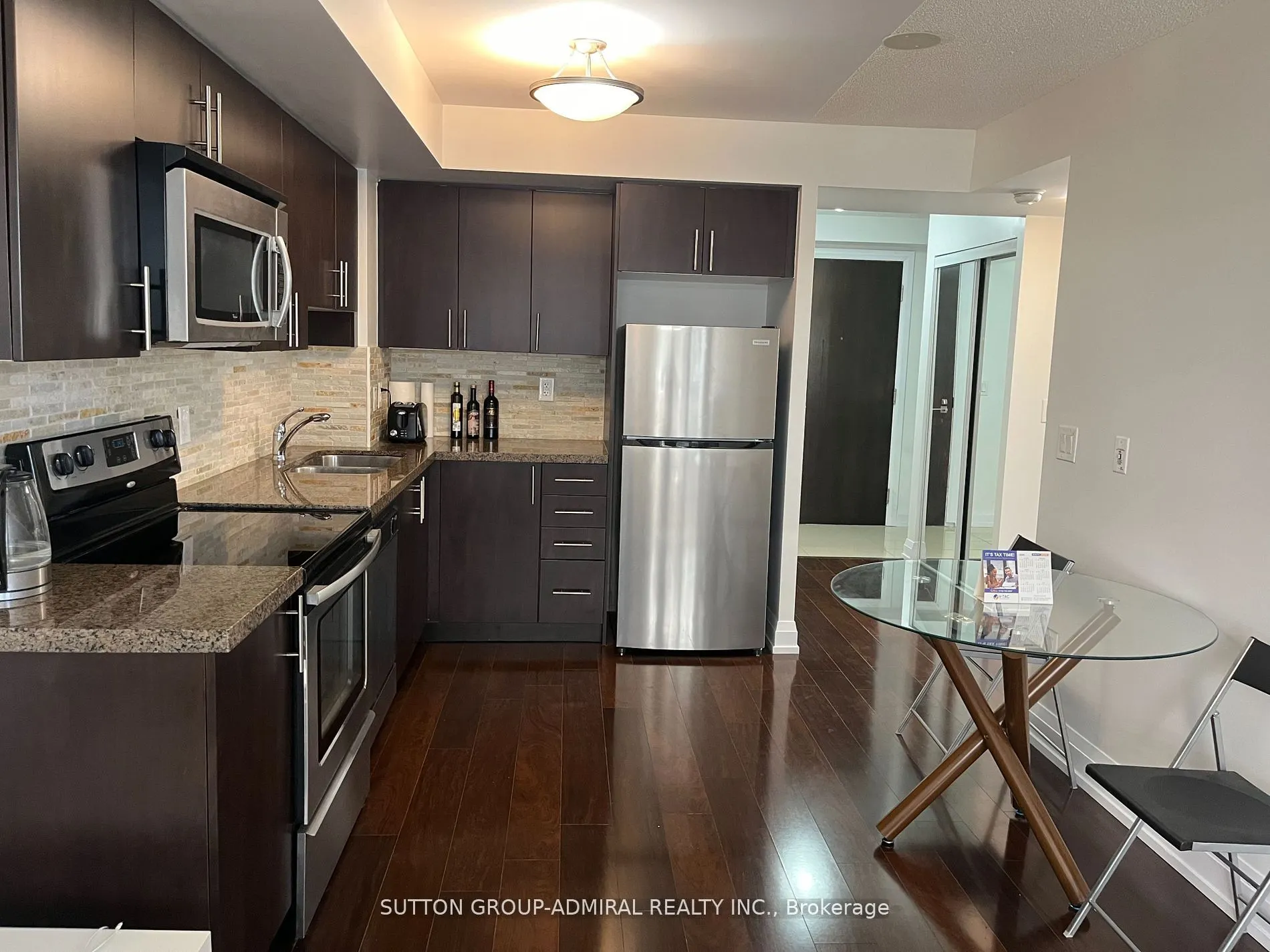55 De Boers Drive, #712