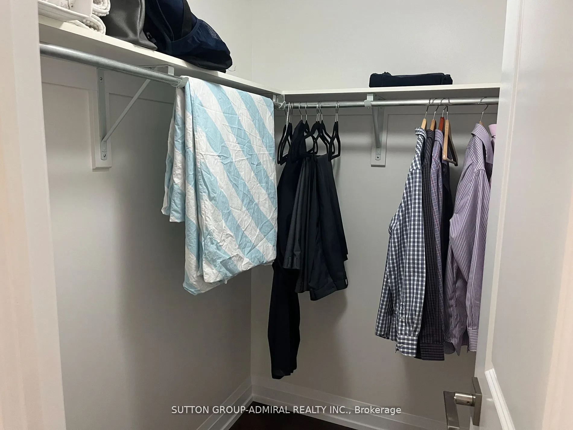 55 De Boers Drive, #712