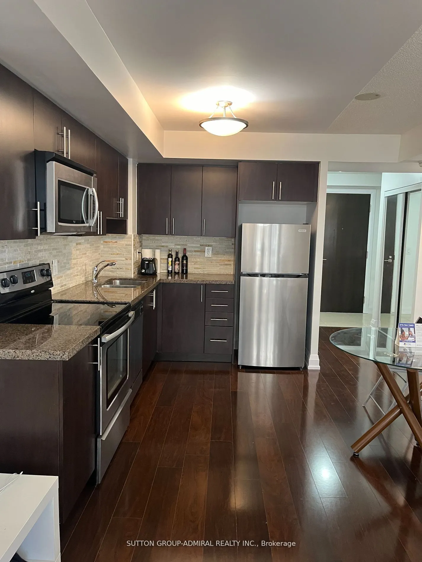 55 De Boers Drive, #712
