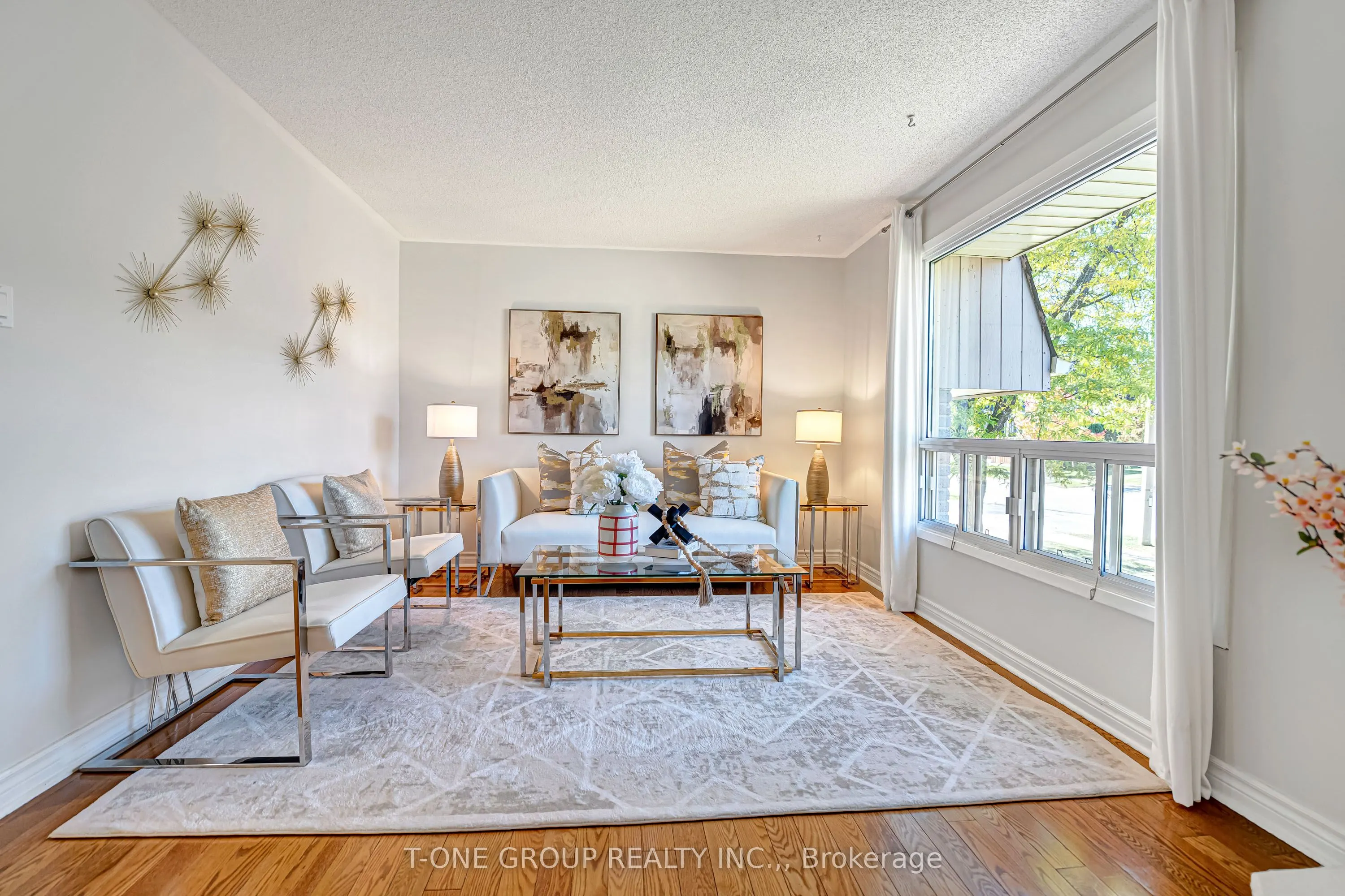 3005 Arvida Circle