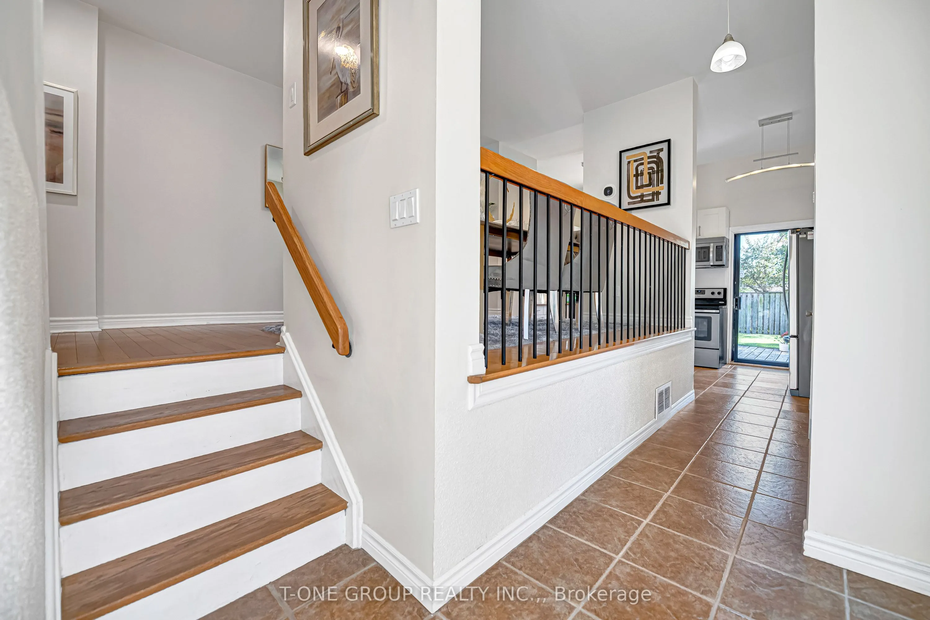 3005 Arvida Circle
