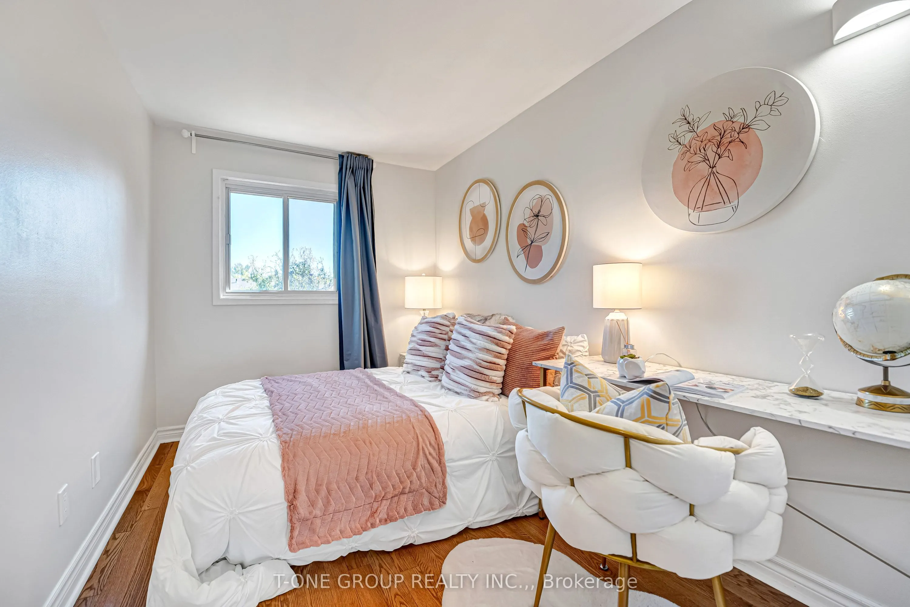 3005 Arvida Circle