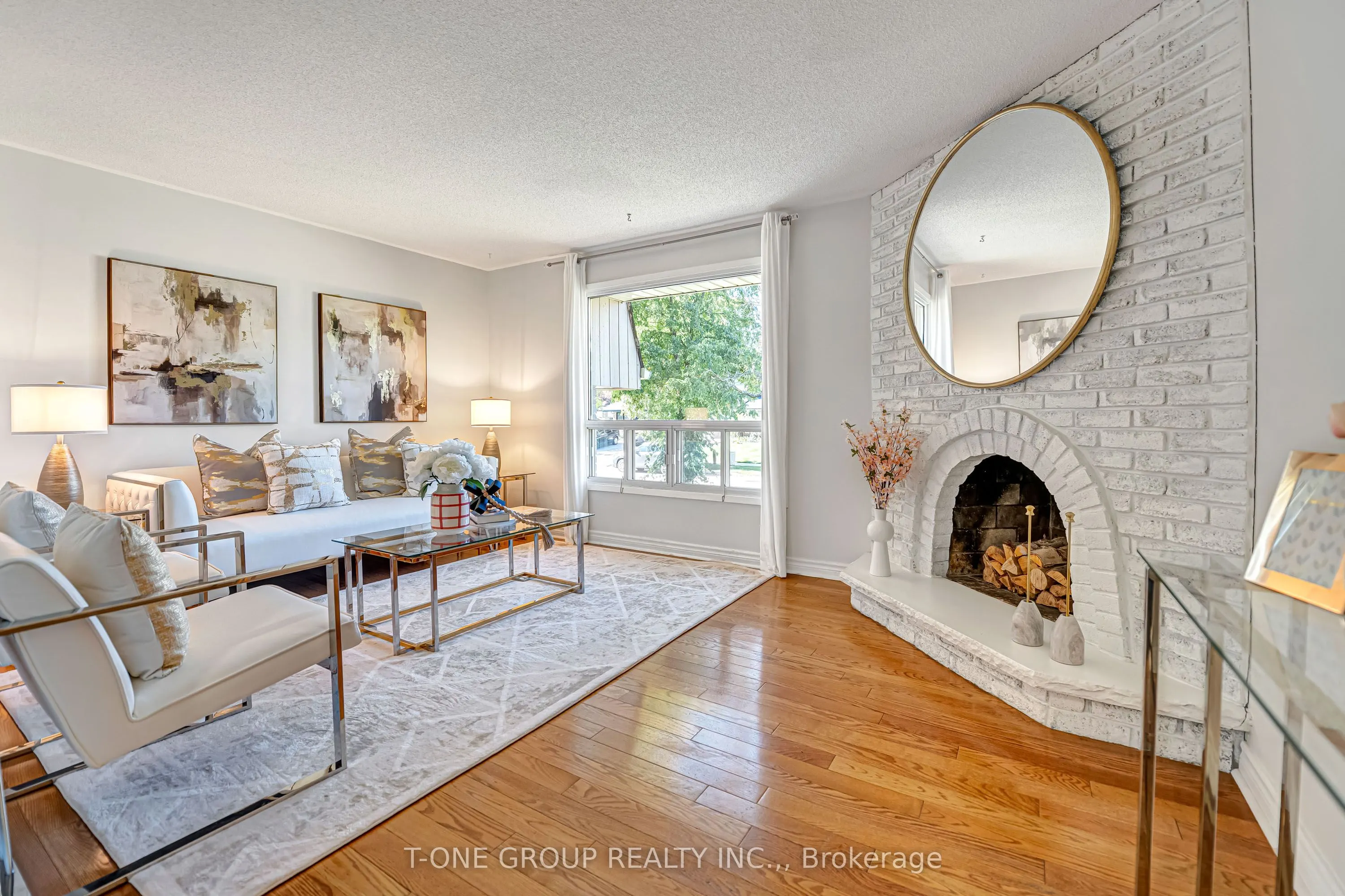 3005 Arvida Circle