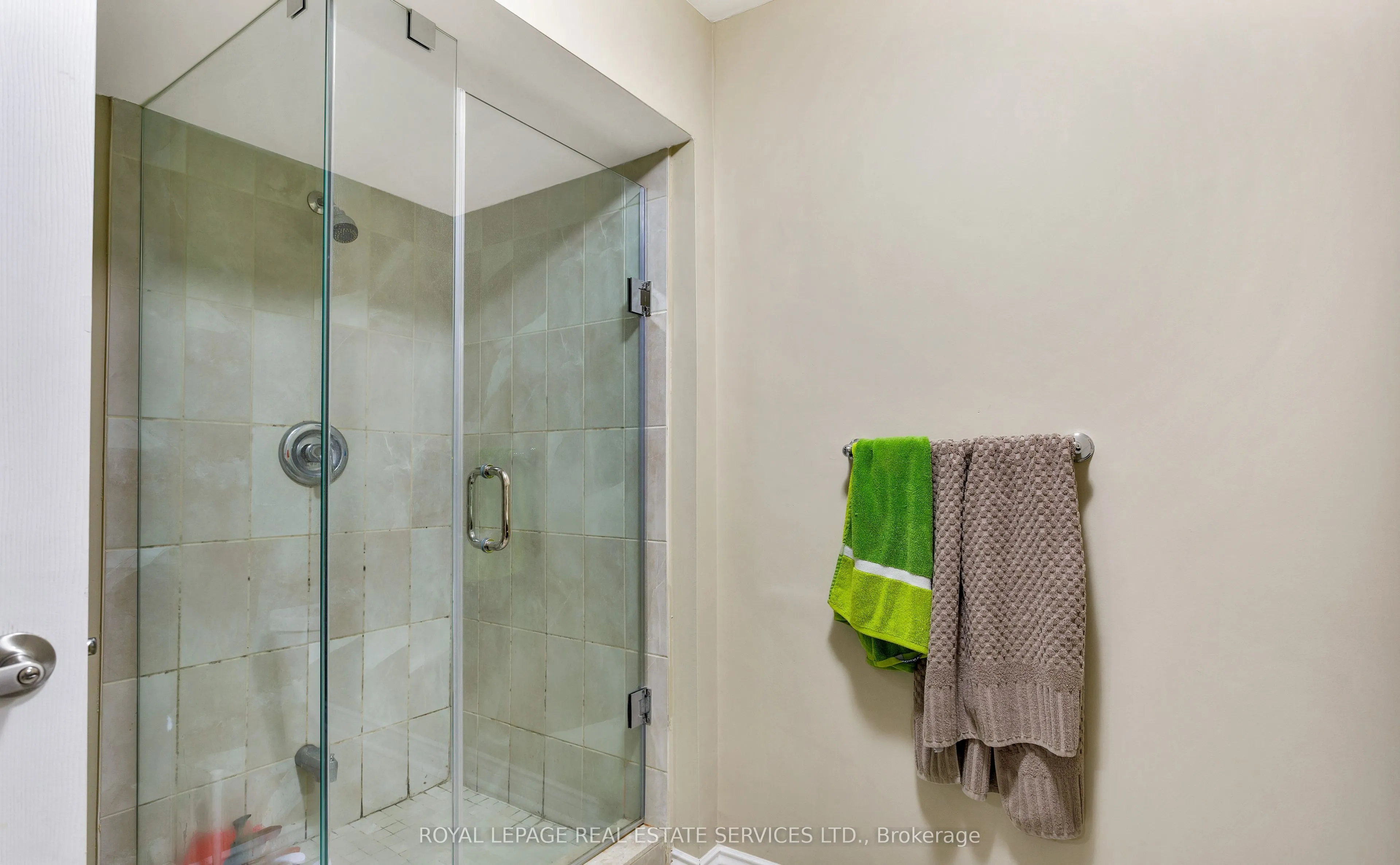 3137 Countess Crescent
