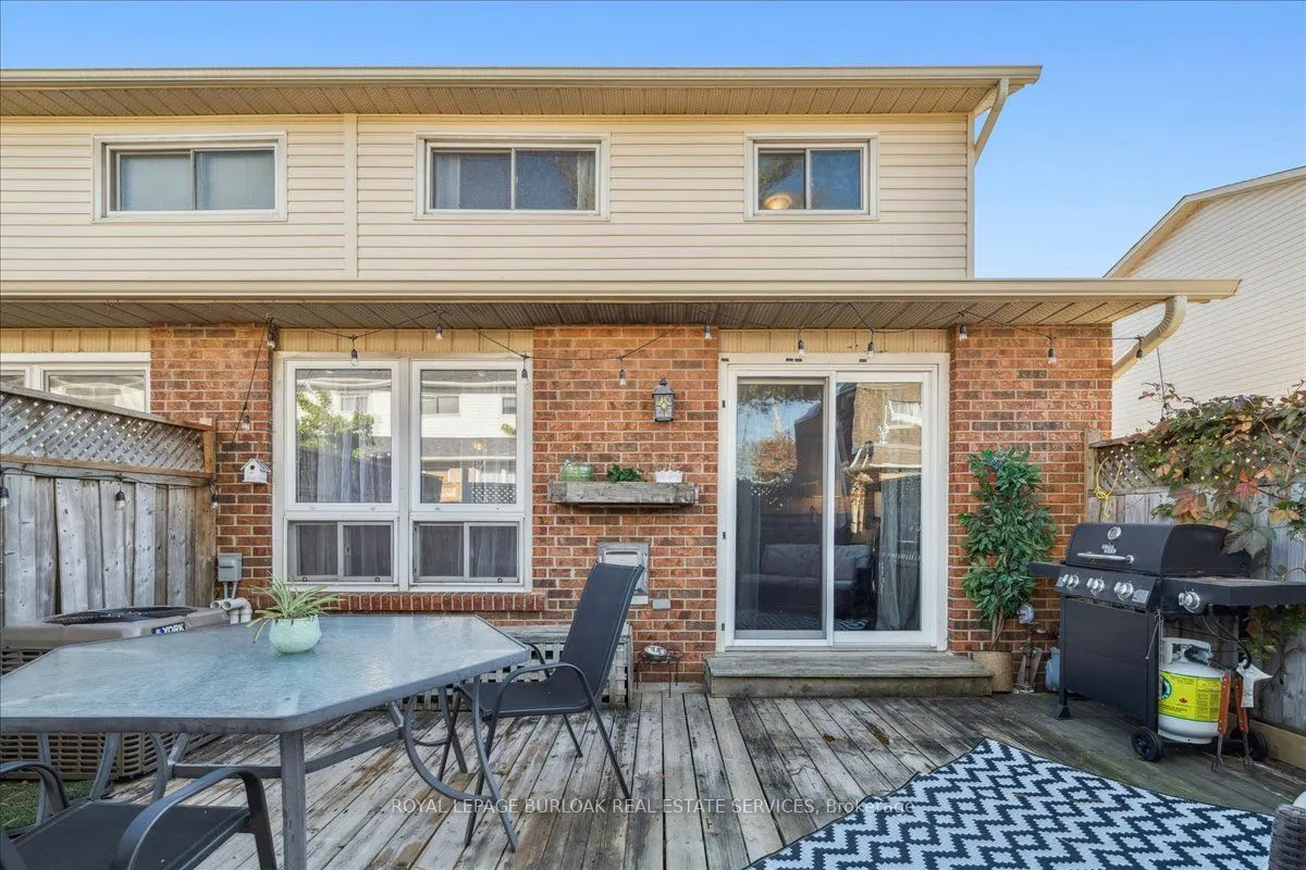 5088 New Street, #18