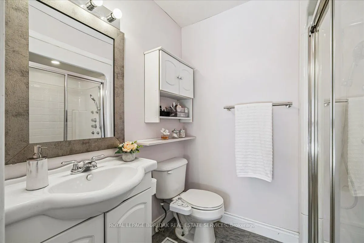 5088 New Street, #18