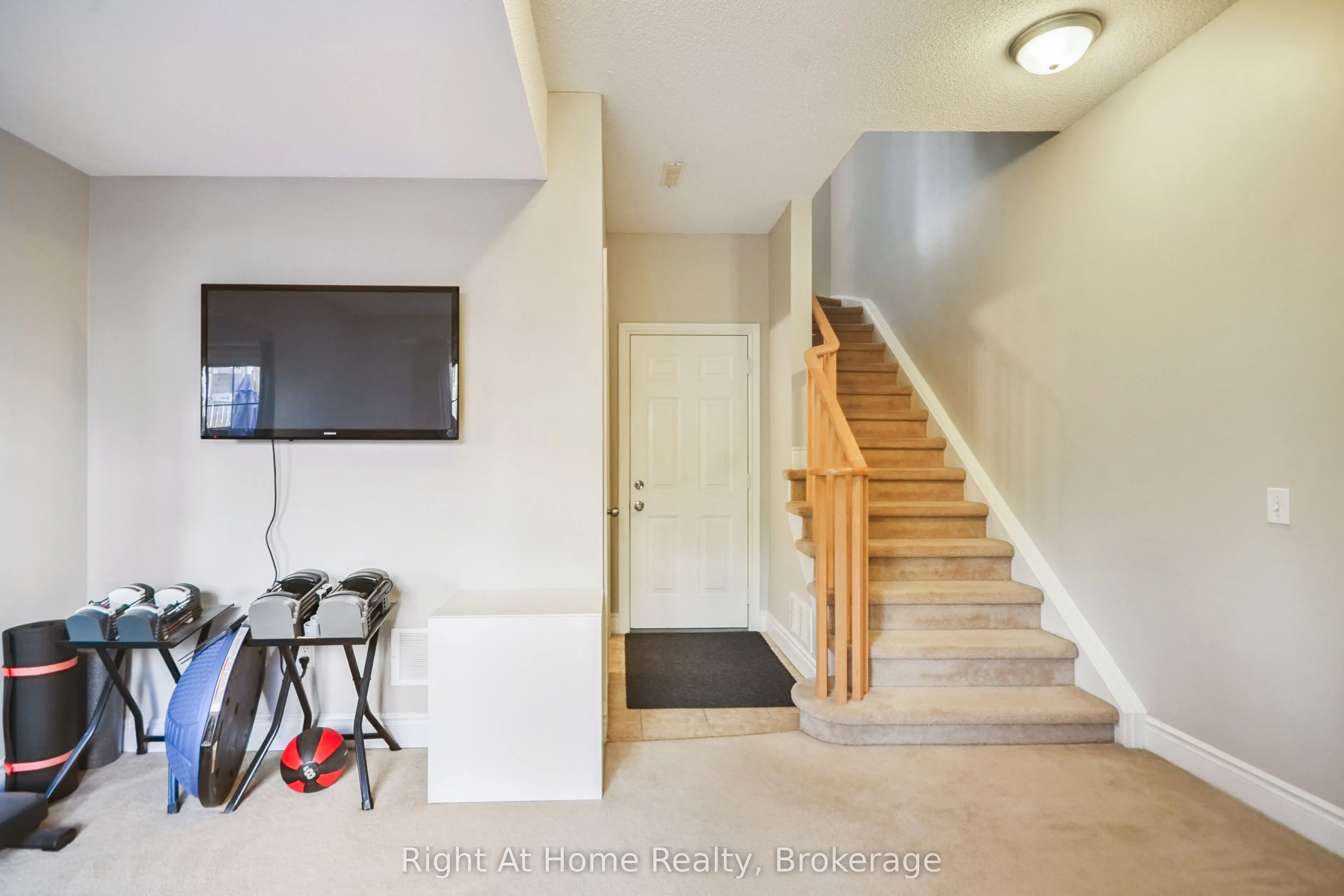 5080 FAIRVIEW Street, #34