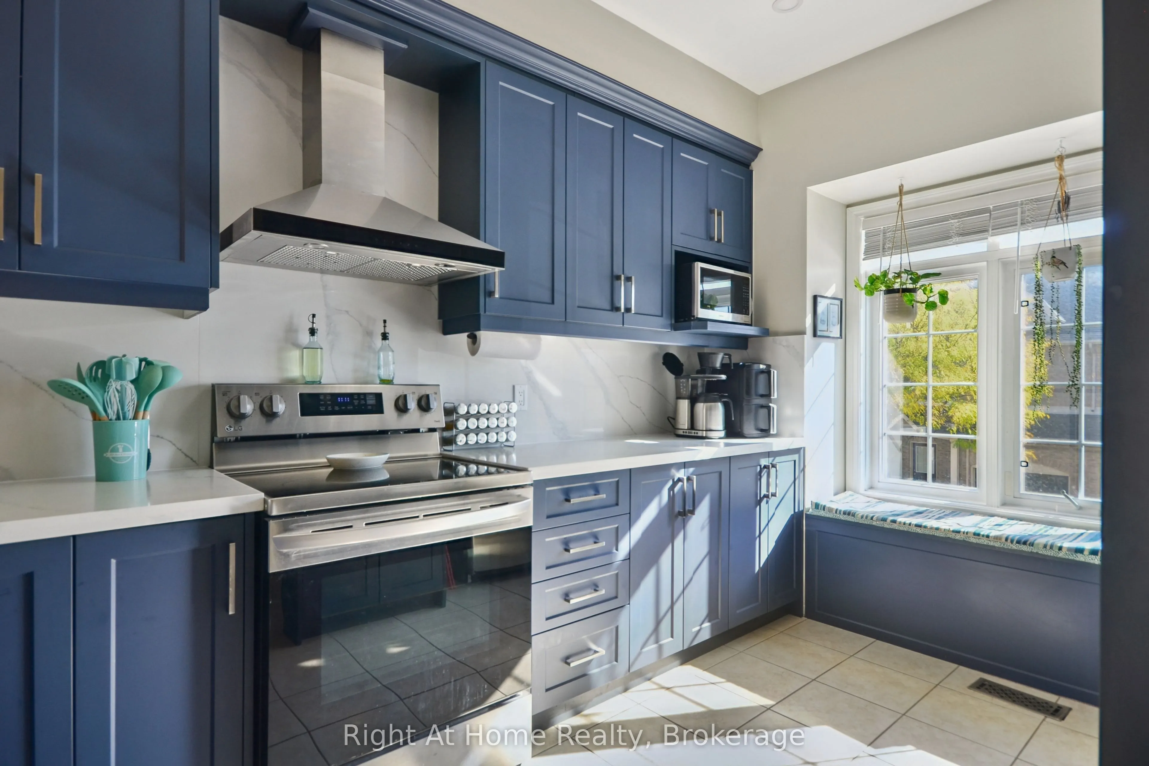 5080 FAIRVIEW Street, #34