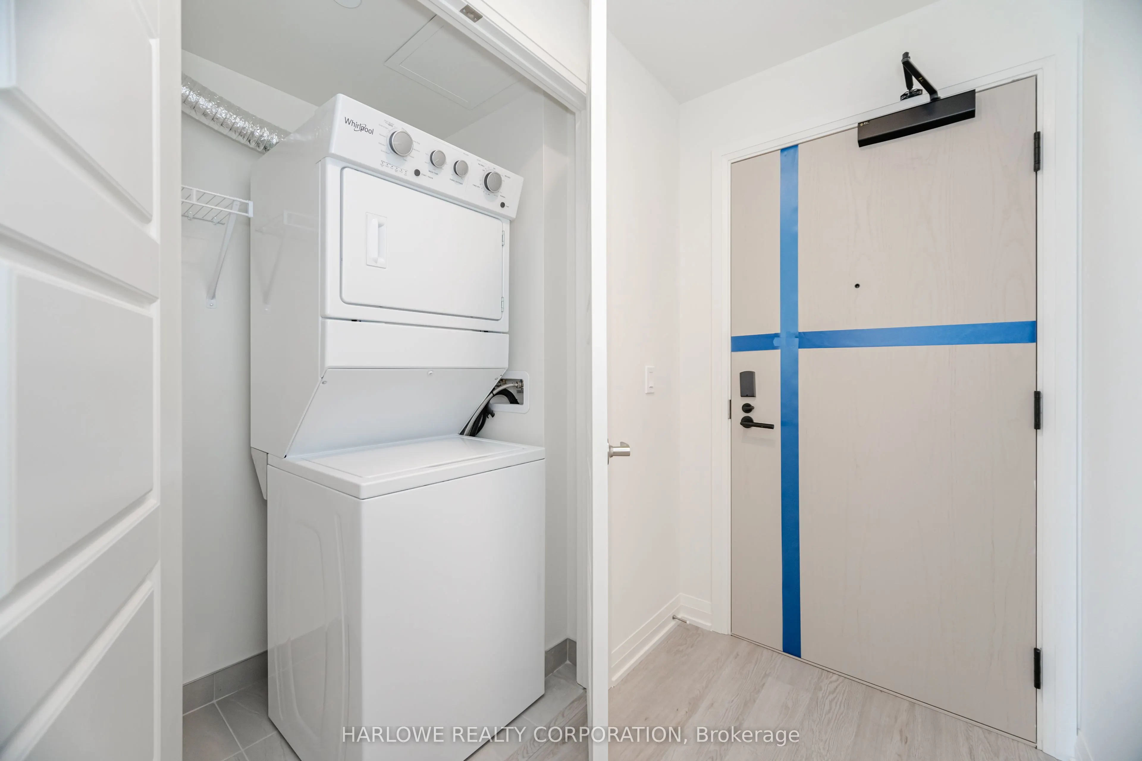 3006 William Cutmore Boulevard, #1207