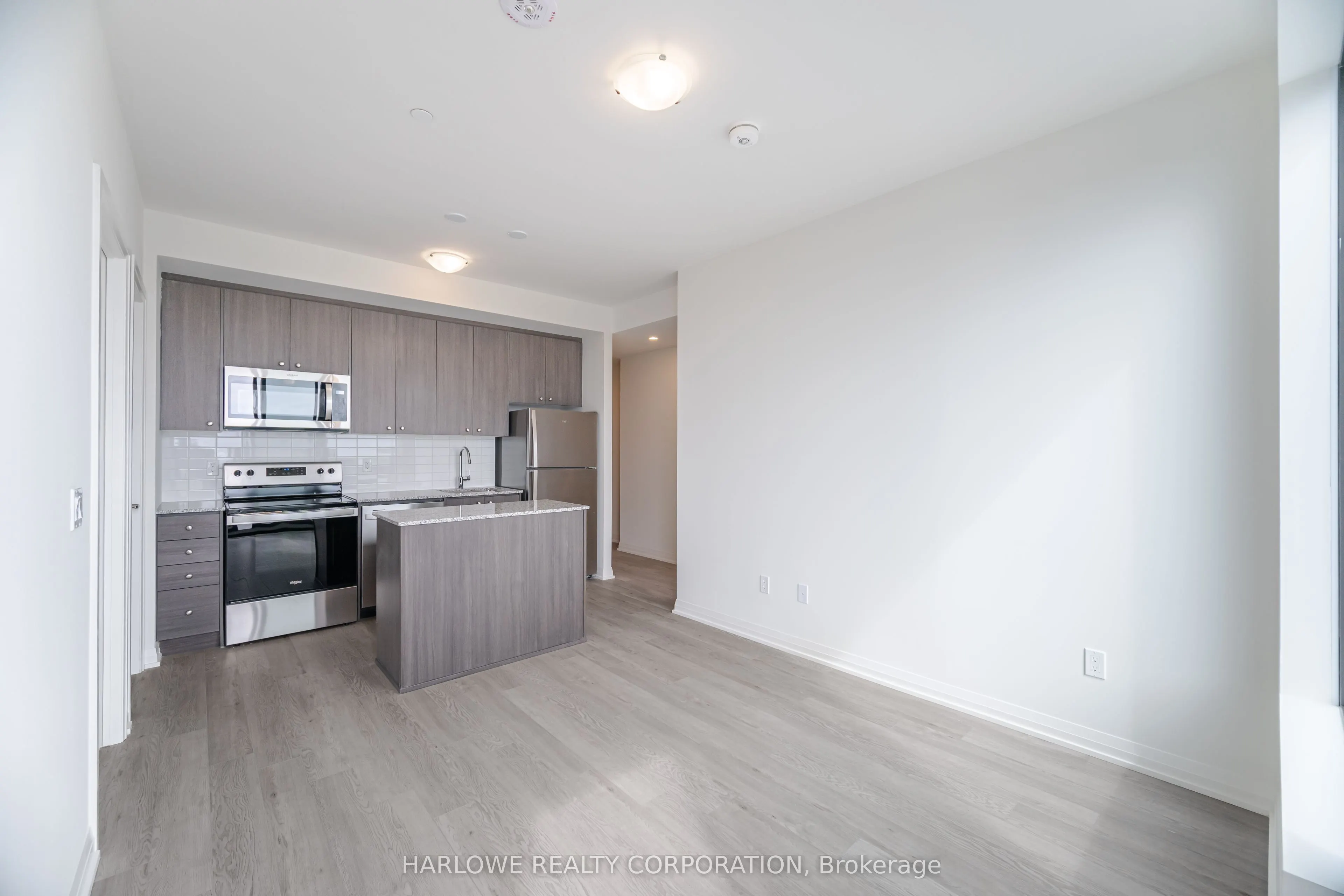 3006 William Cutmore Boulevard, #1207