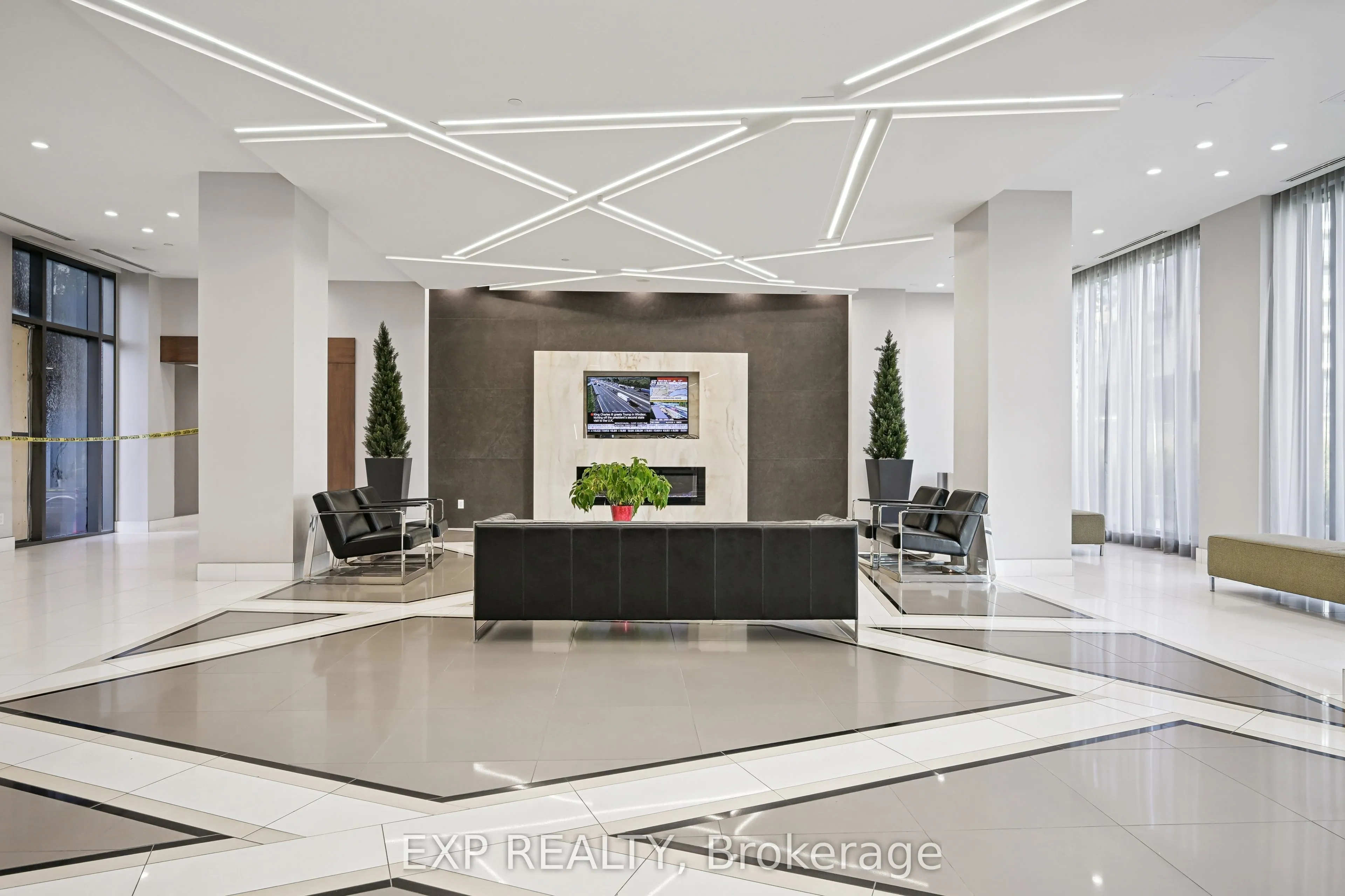 5033 Four Springs Avenue, #1117
