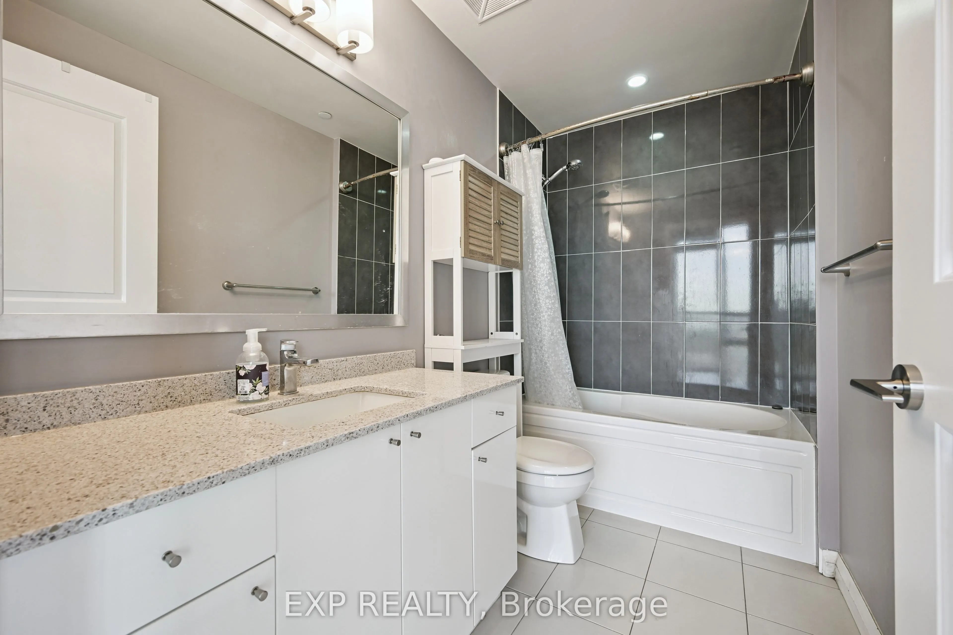 5033 Four Springs Avenue, #1117