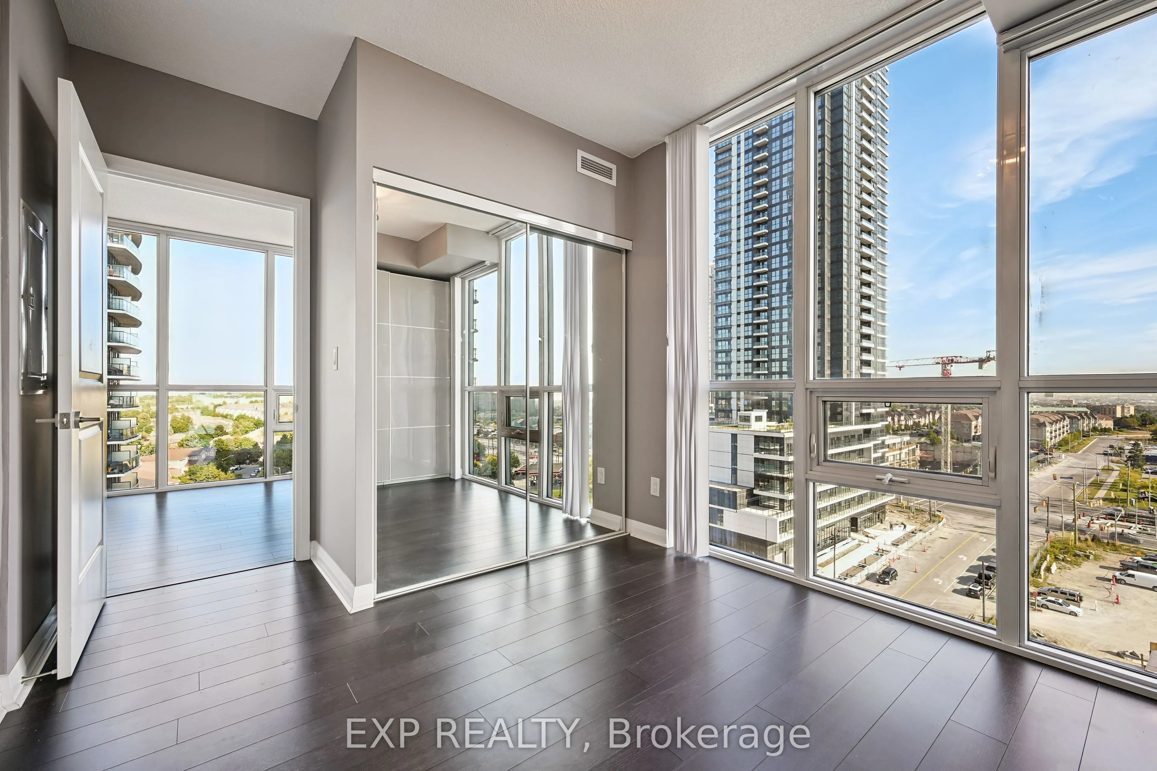 5033 Four Springs Avenue, #1117