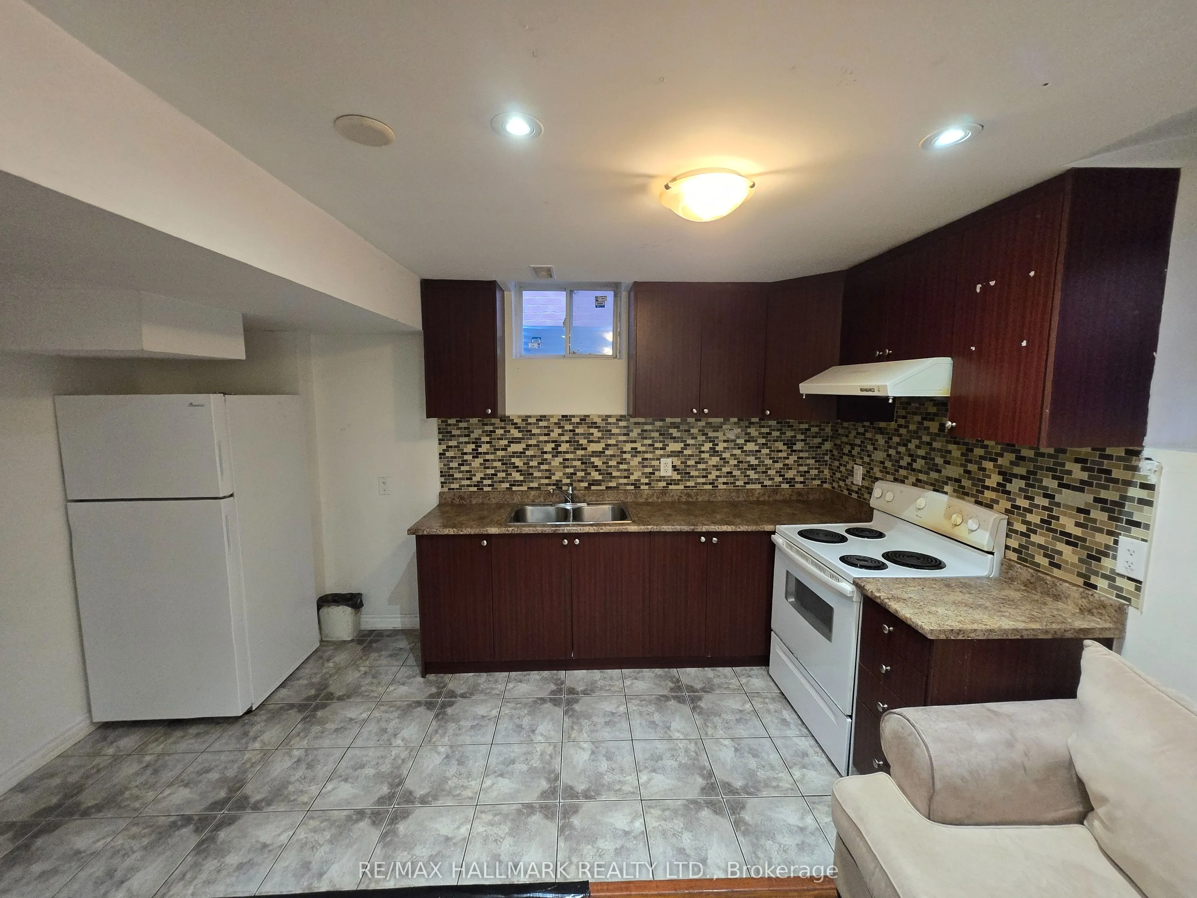 48 Bevington Road, #Basement