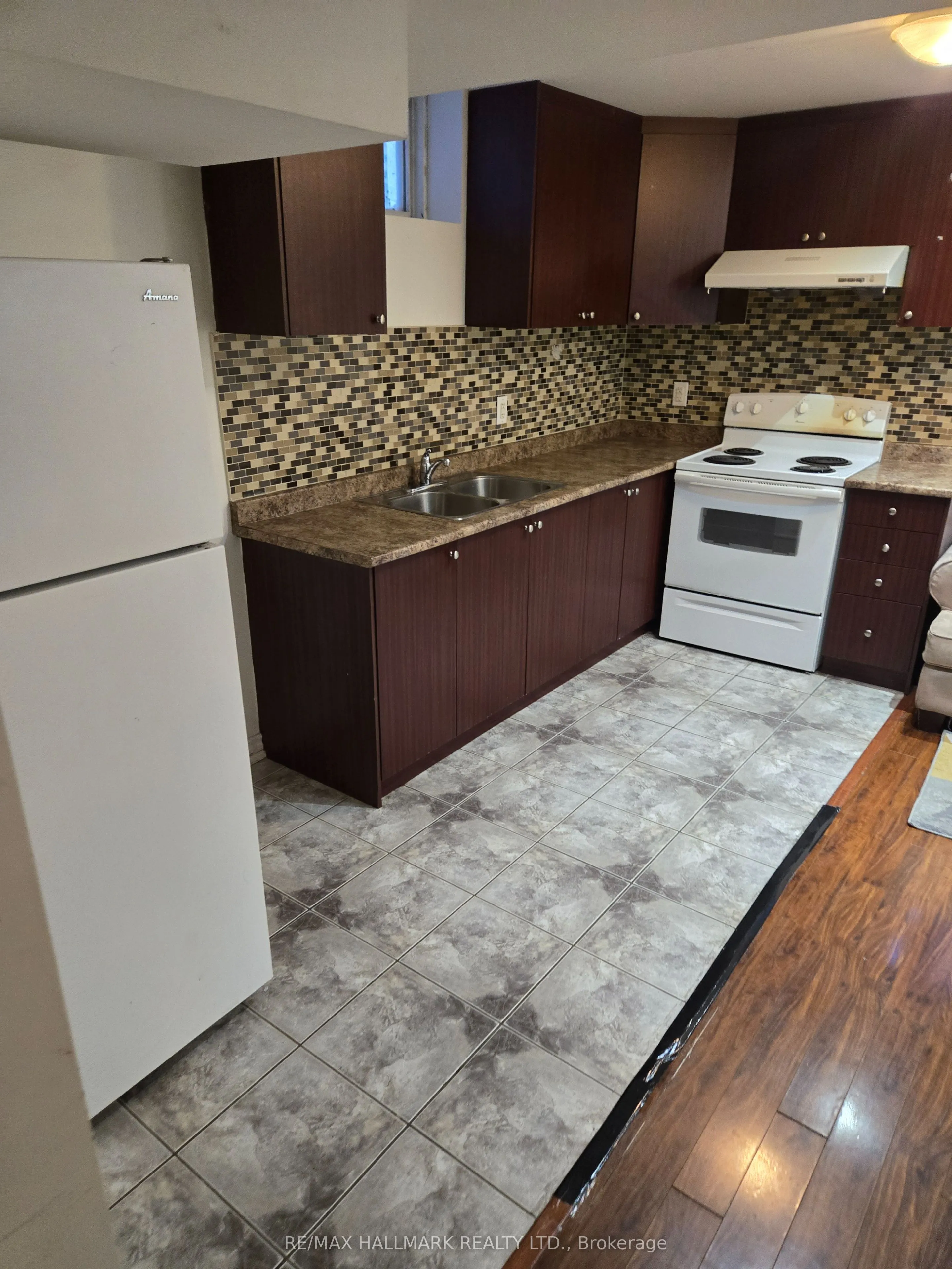 48 Bevington Road, #Basement